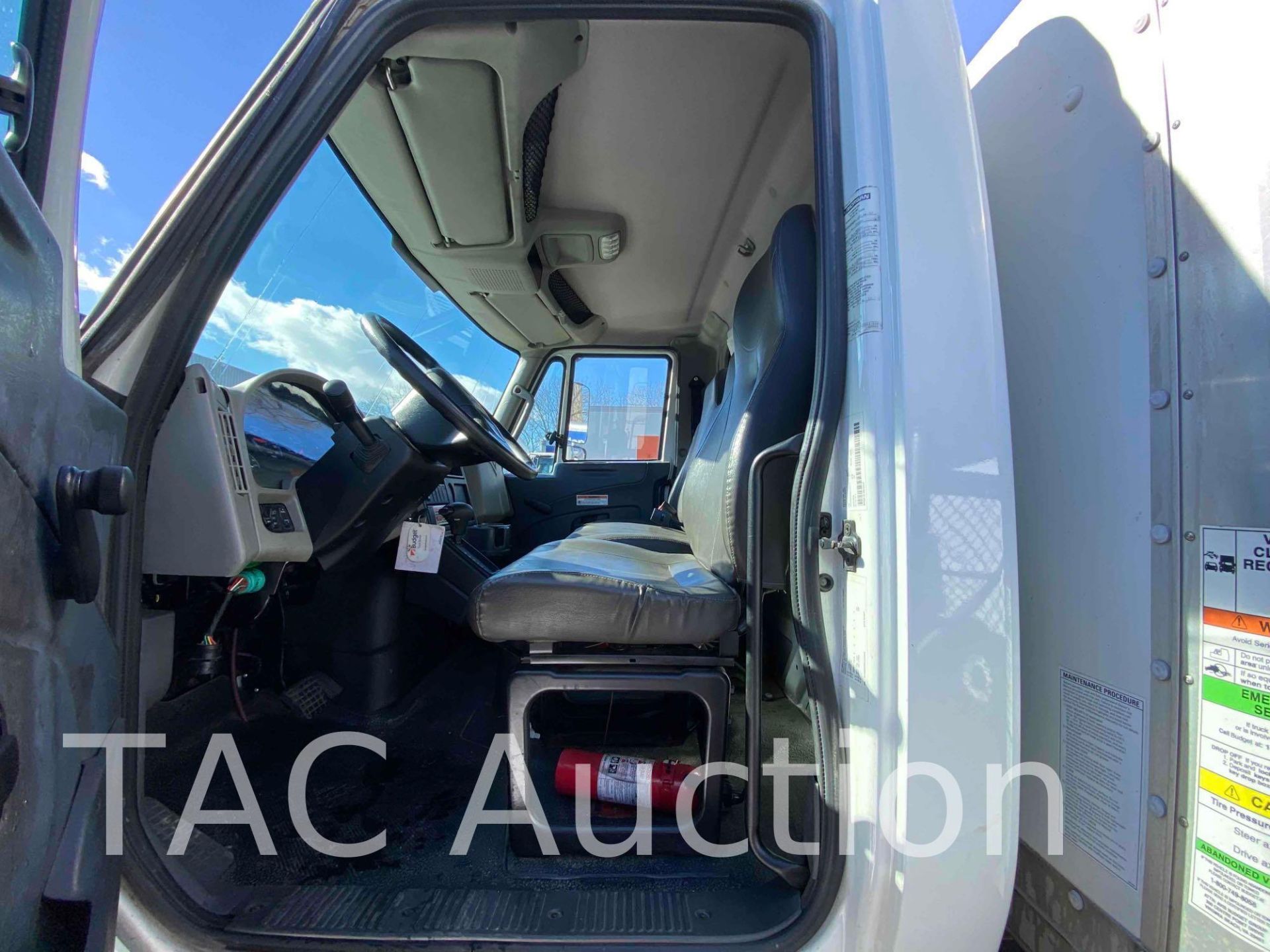 2018 International Durastar 4300 Box Truck - Image 8 of 58