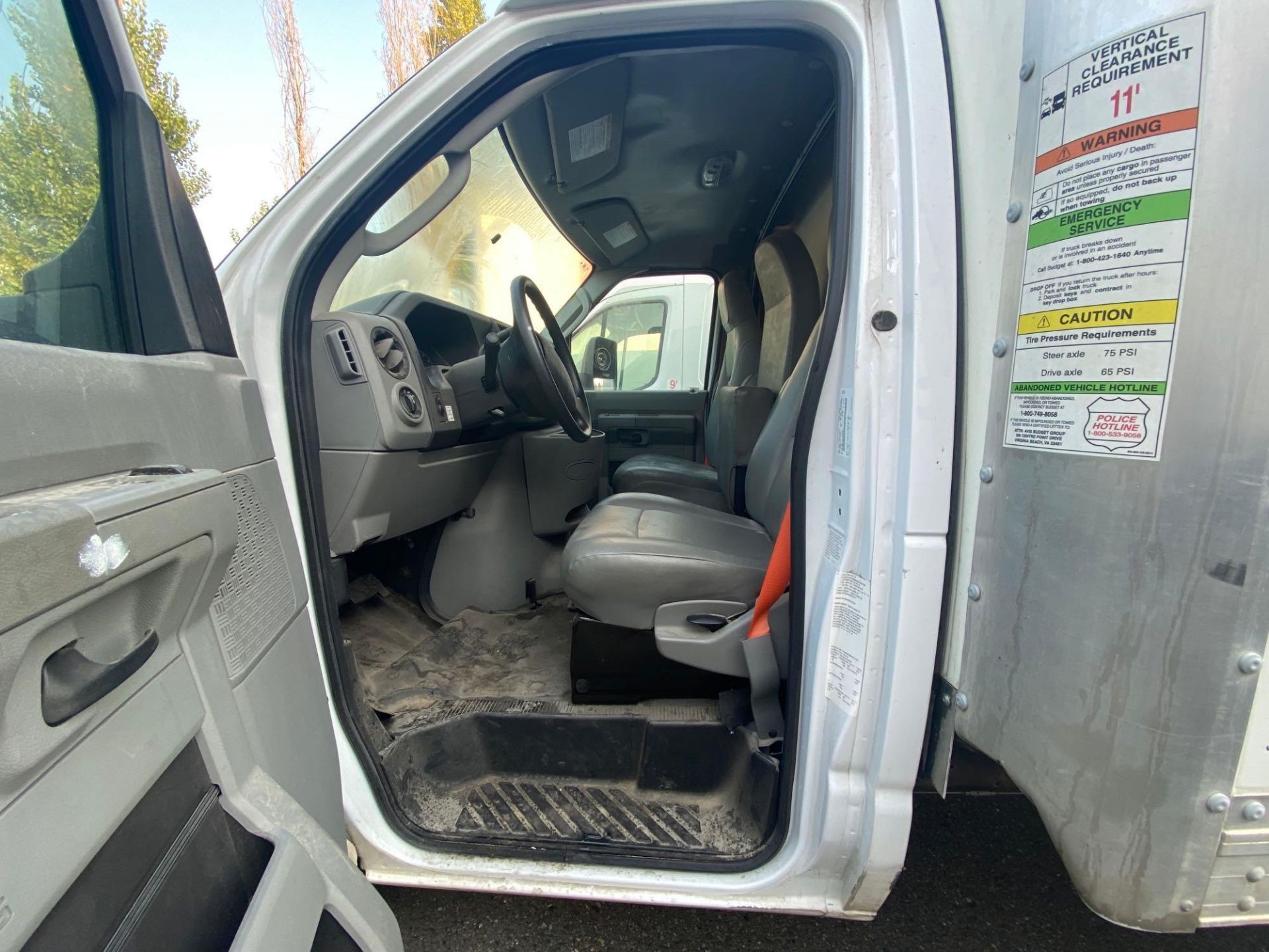 2019 Ford E-350 16ft Box Truck - Image 7 of 49