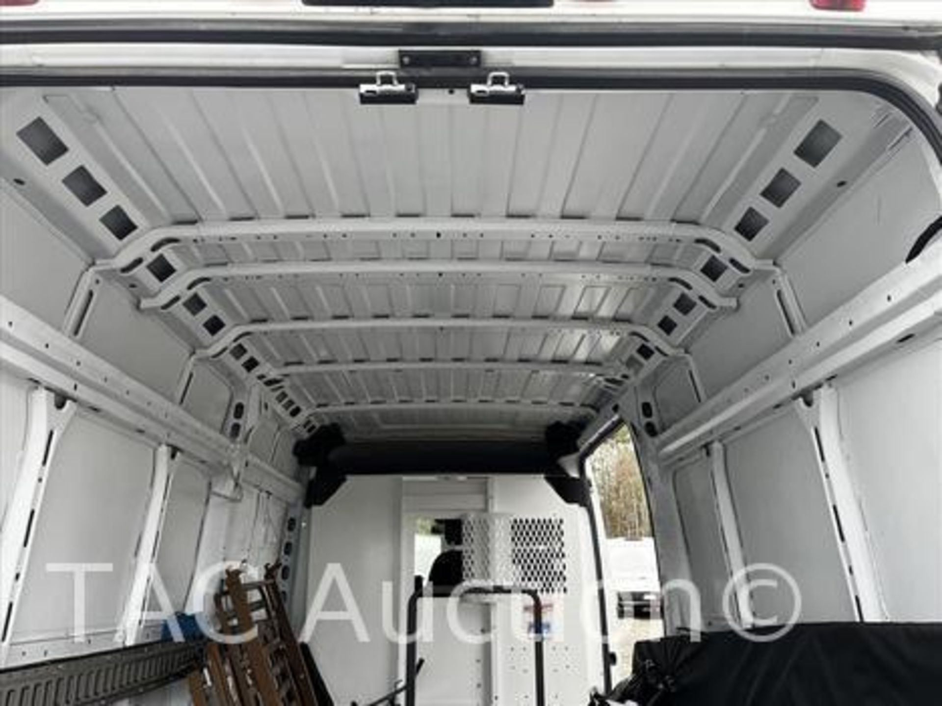 2021 Ram Promaster 2500 Cargo Van - Image 26 of 36