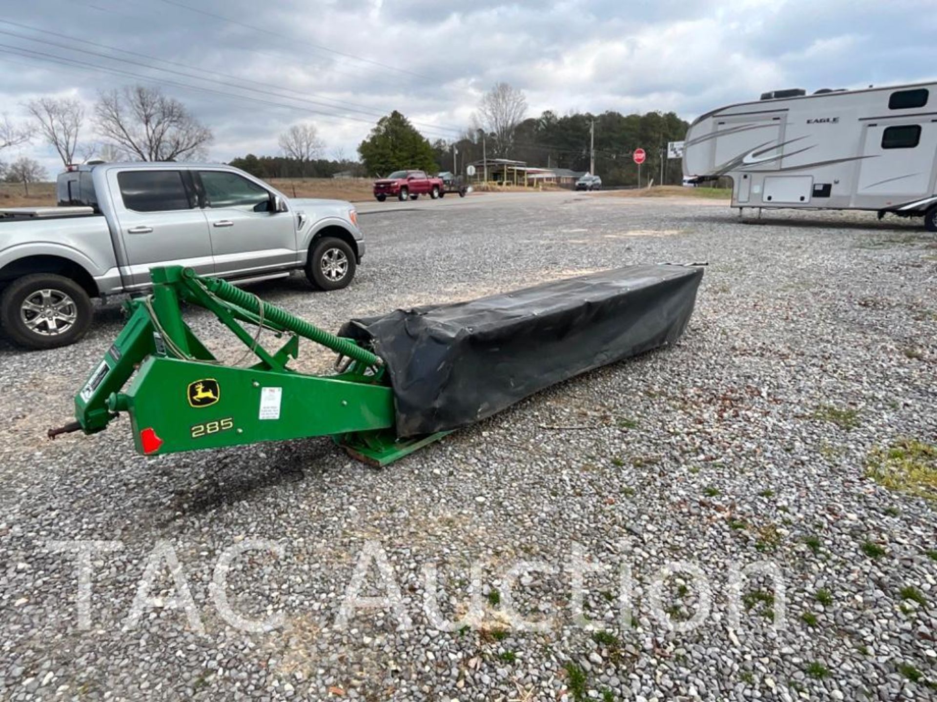 John Deere 285 Disc Mower - Image 2 of 17