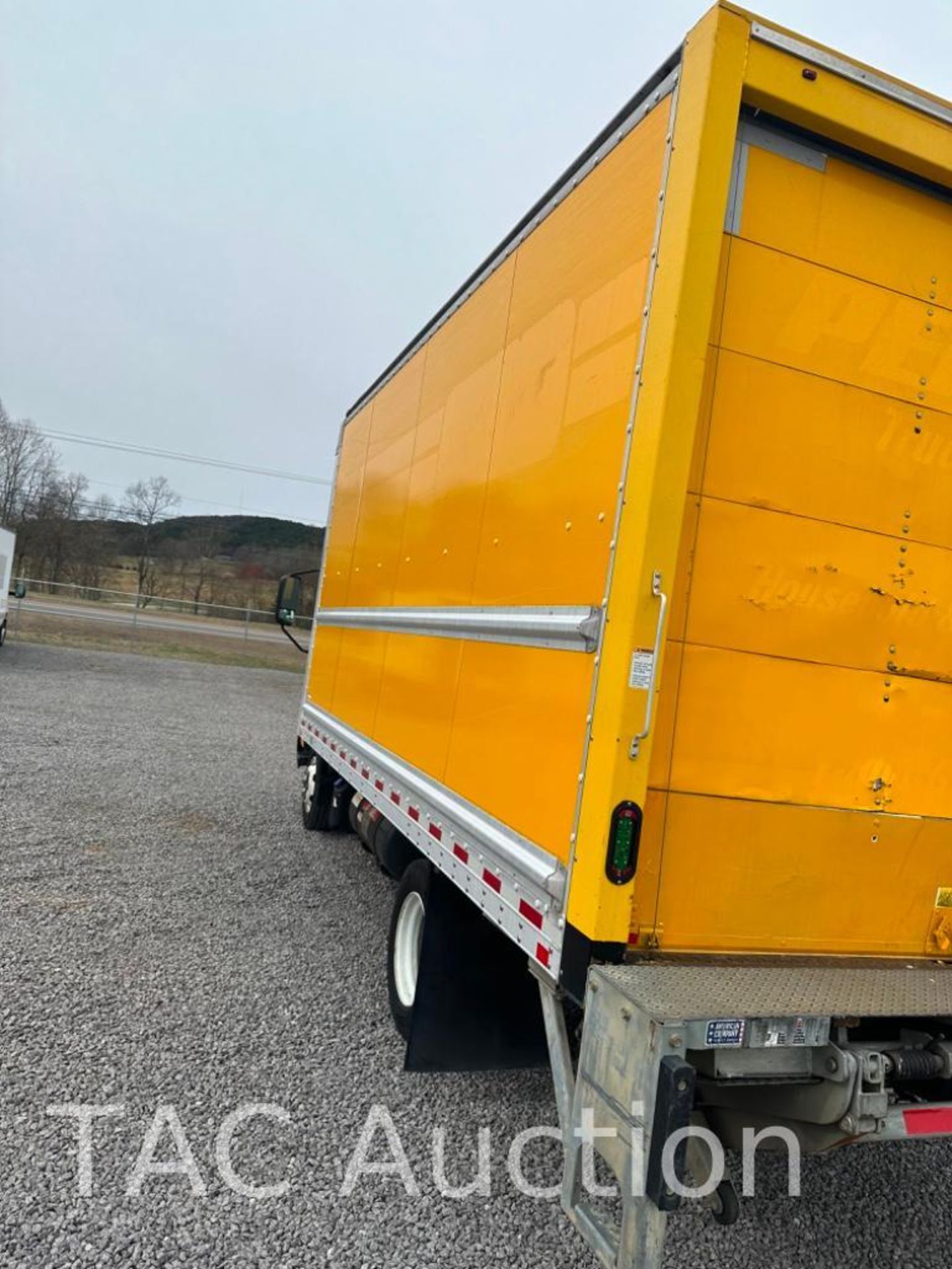 2018 Hino 155 16ft Box Truck w/ Lift Gate - Bild 6 aus 15