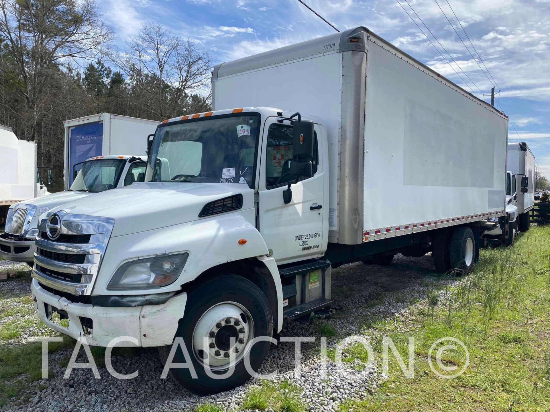 2017 Hino 268 26ft Box Truck