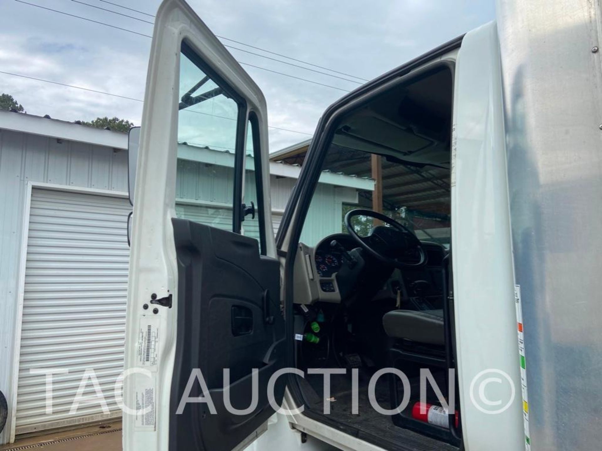 2018 International Durastar 4300 26ft Box Truck - Bild 31 aus 99
