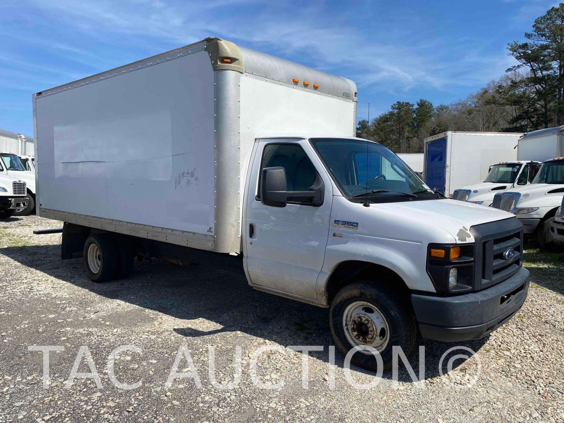 2016 Ford E-350 16ft Box Truck - Bild 3 aus 48