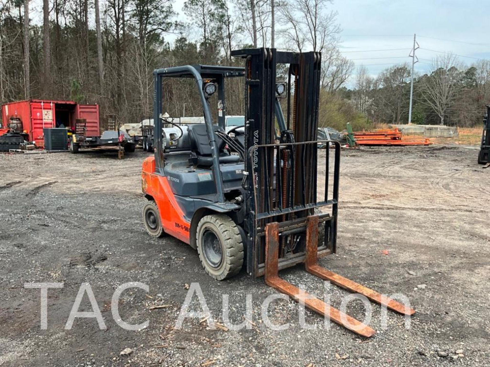 2017 Toyota 8FGU25 5,000lb Forklift - Image 7 of 28