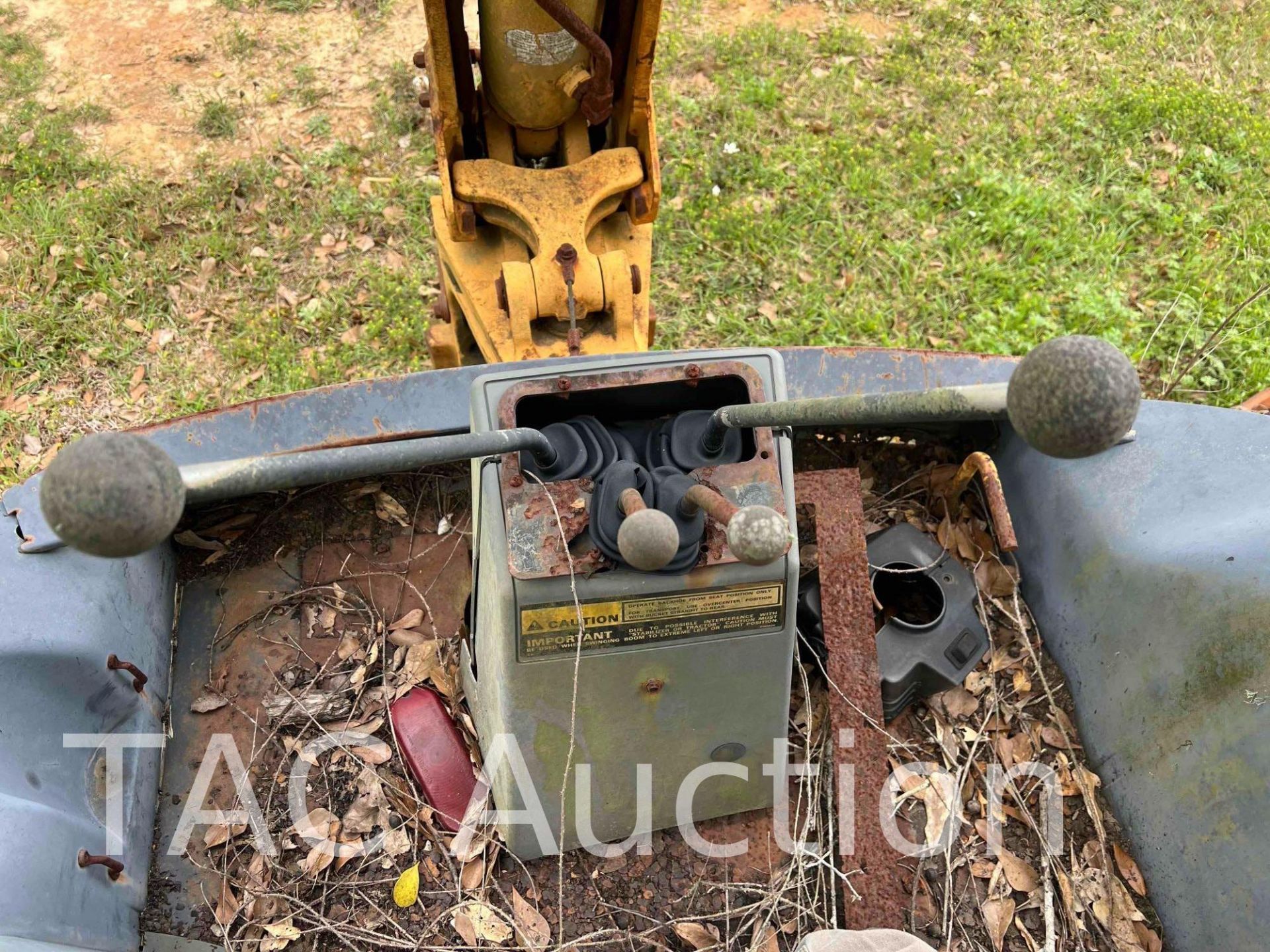 1998 Case 580 Super L Backhoe Loader - Image 13 of 24