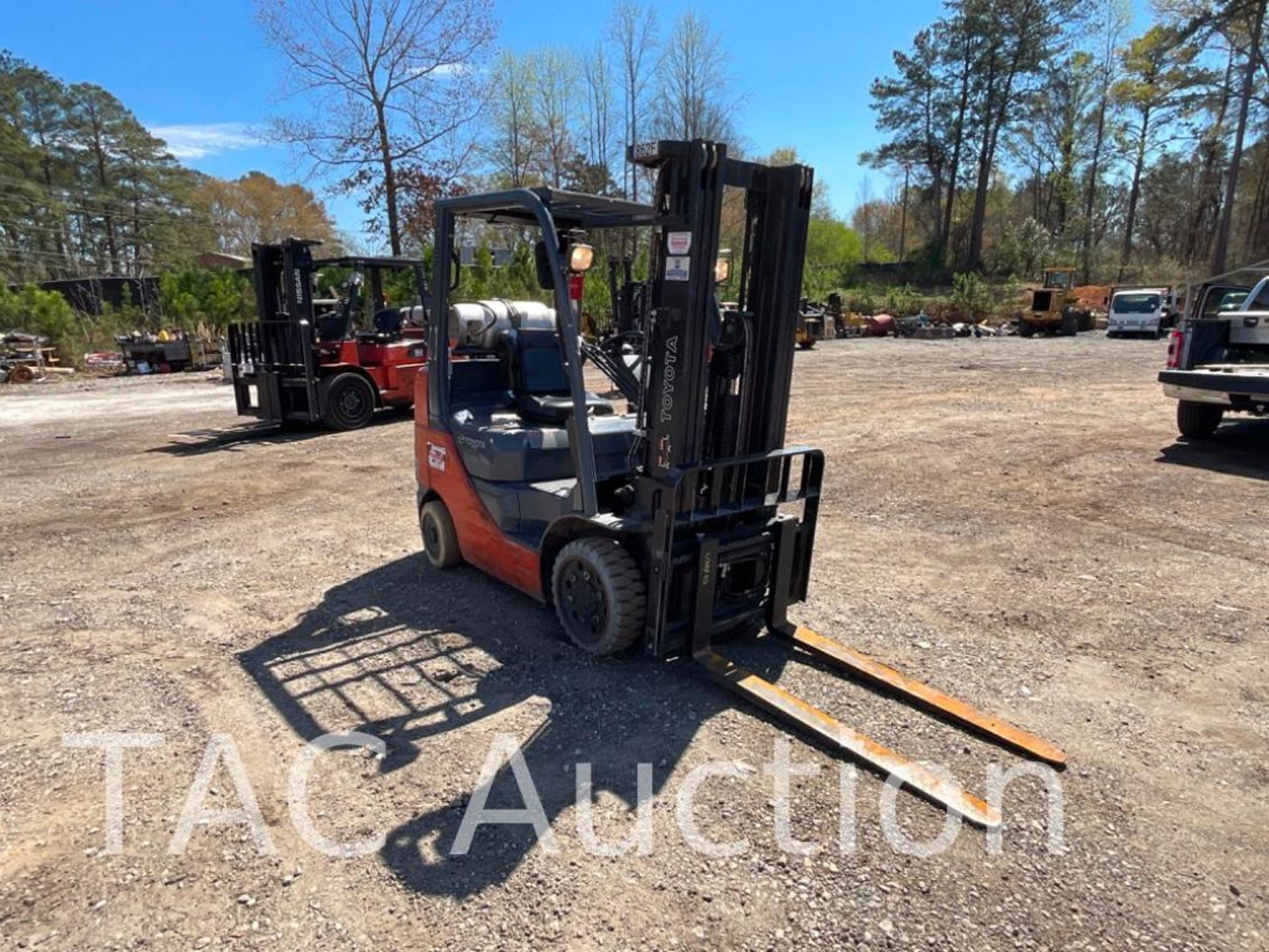 2017 Toyota 8FGCU25 LP 5000lb Forklift - Image 7 of 23