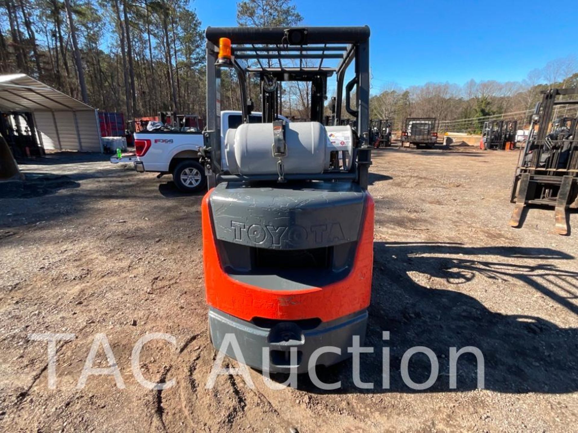 2010 Toyota 8FGCU25 5000lb Forklift - Image 4 of 29