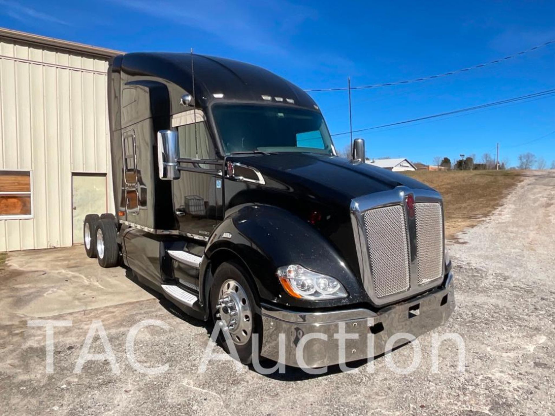 2016 Kenworth T680 Sleeper Truck - Image 9 of 81