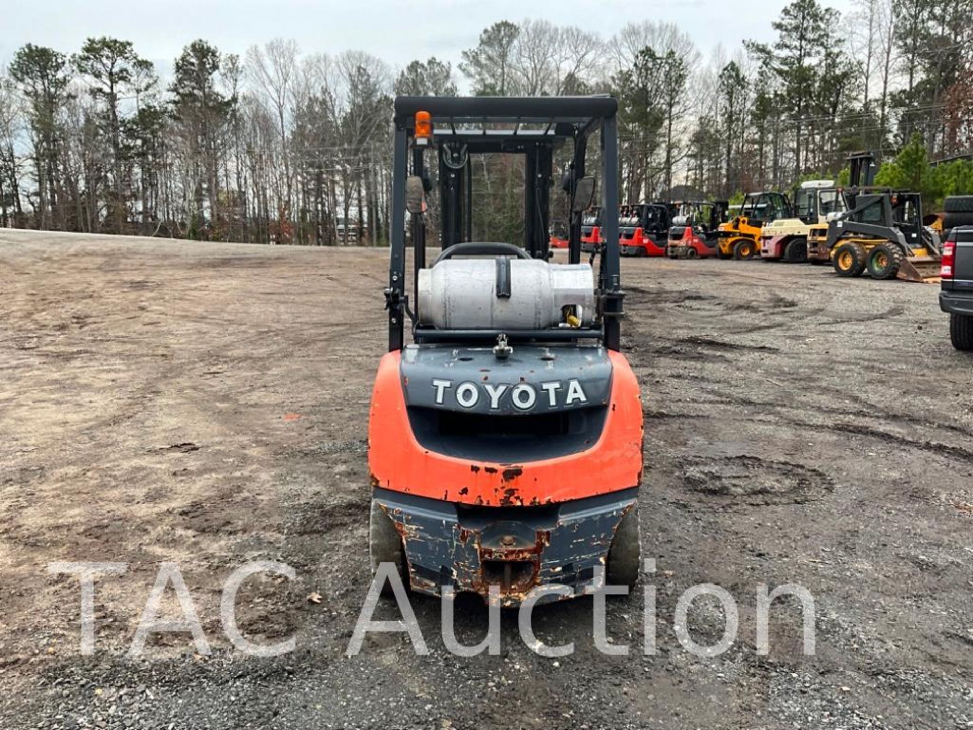 2016 Toyota 8FGU25 5,000lb Forklift - Image 4 of 35