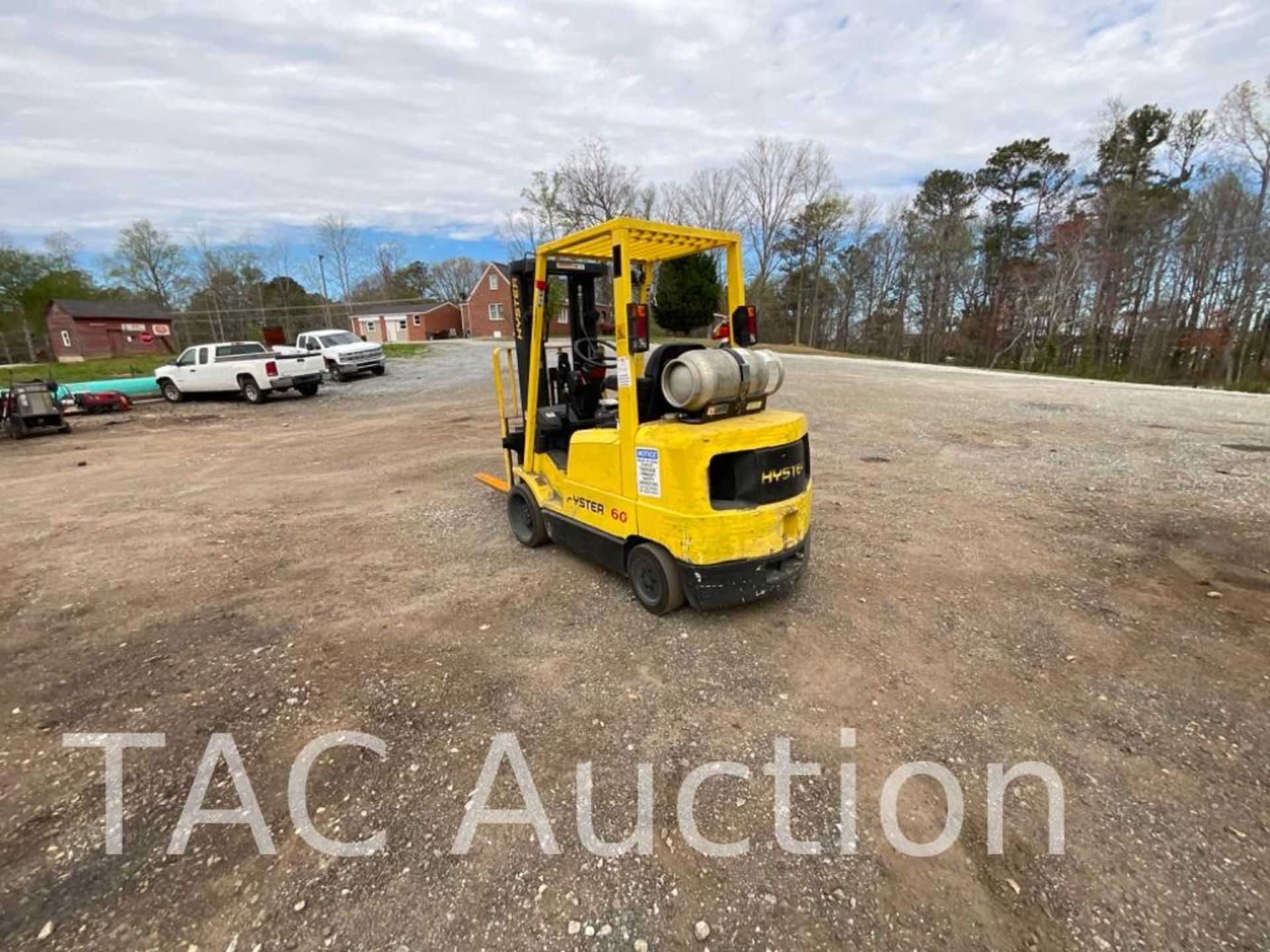 Hyster S60XM LP 6000lb Forklift - Image 3 of 25