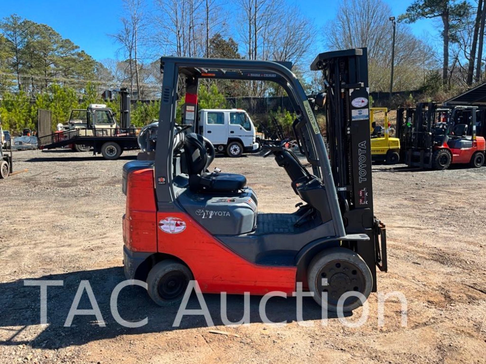 2013 Toyota 8FGCU25 5000lb Forklift - Image 6 of 29