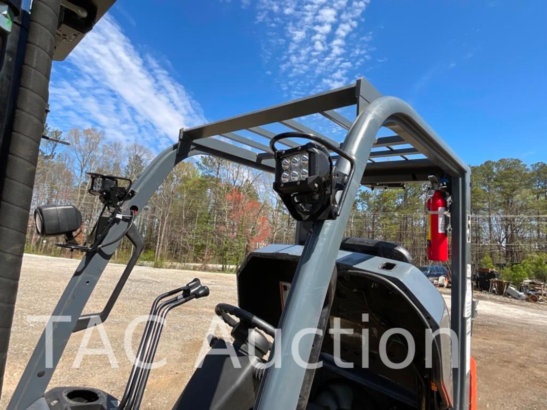 2017 Toyota 8FGCU25 LP 5000lb Forklift - Image 9 of 24