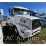 2014 Volvo VNM Day Cab