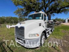 2011 Mack CXU613 Day Cab