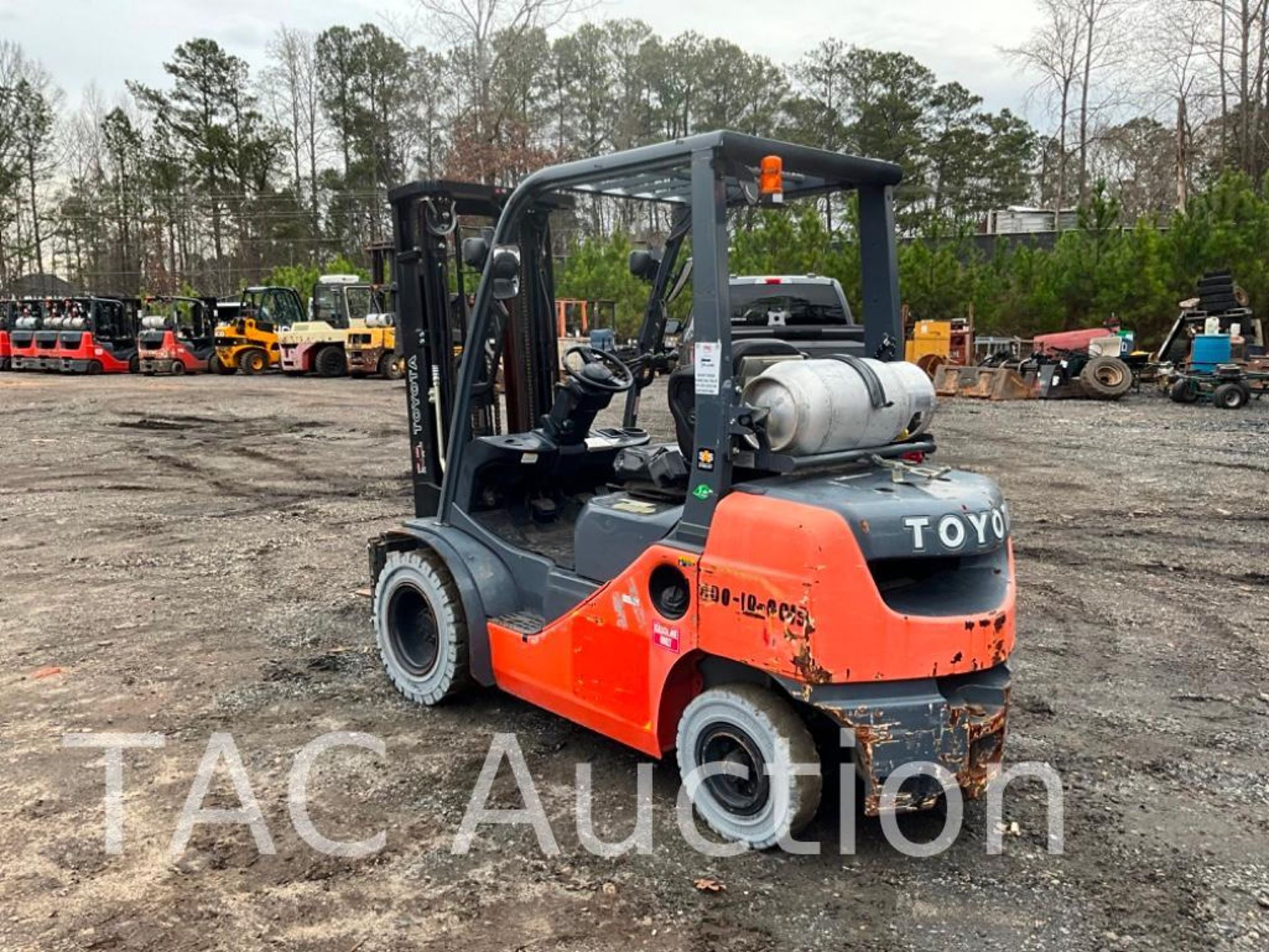 2016 Toyota 8FGU25 5,000lb Forklift - Image 3 of 35