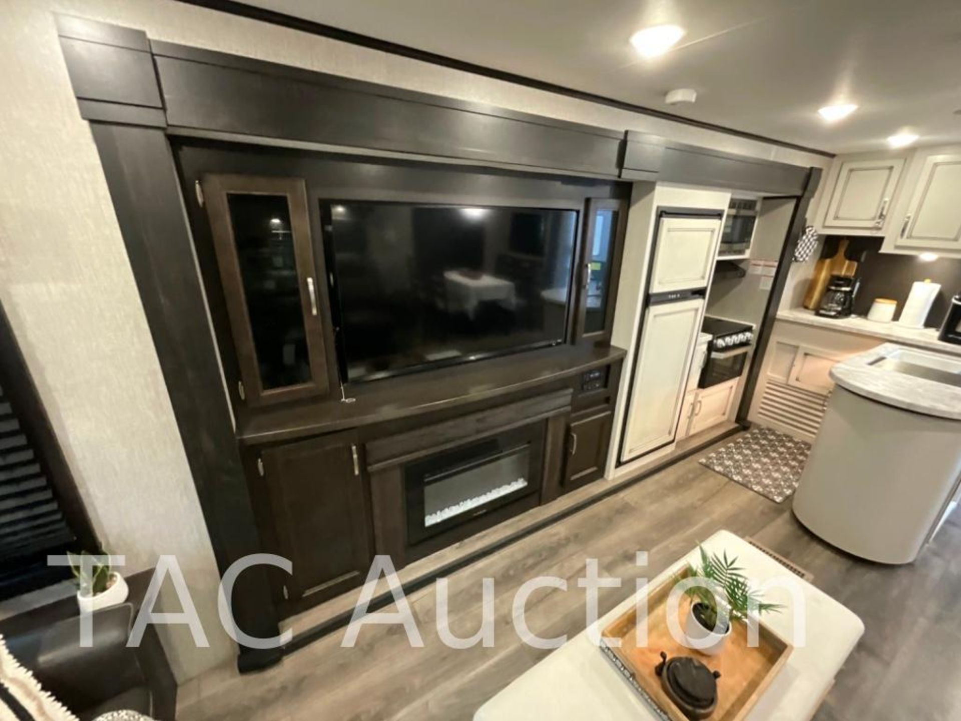 2020 Jayco Jay Flight 34RSBS Travel Trailer - Image 55 of 98