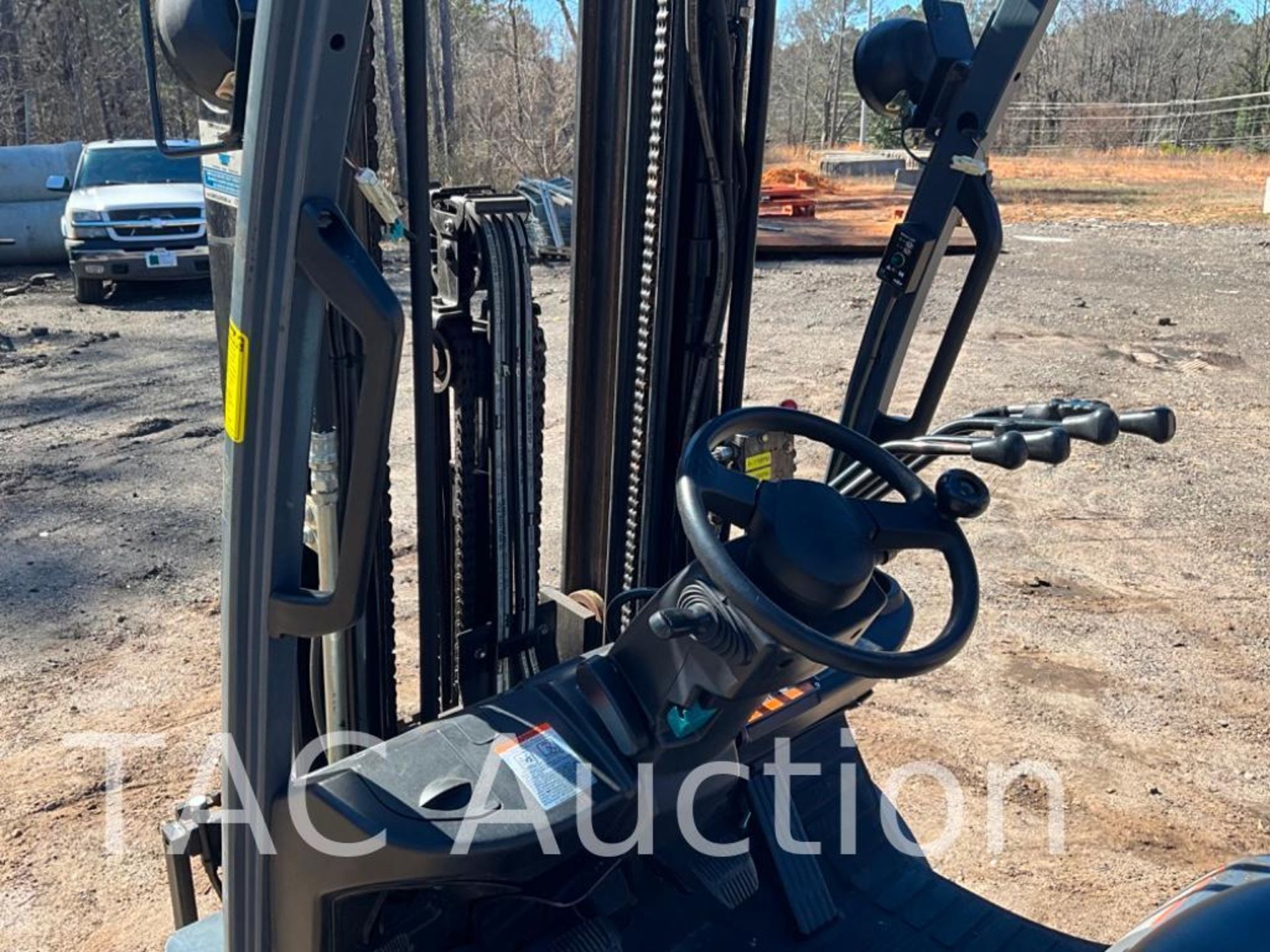 2013 Toyota 8FGCU25 5000lb Forklift - Image 11 of 29