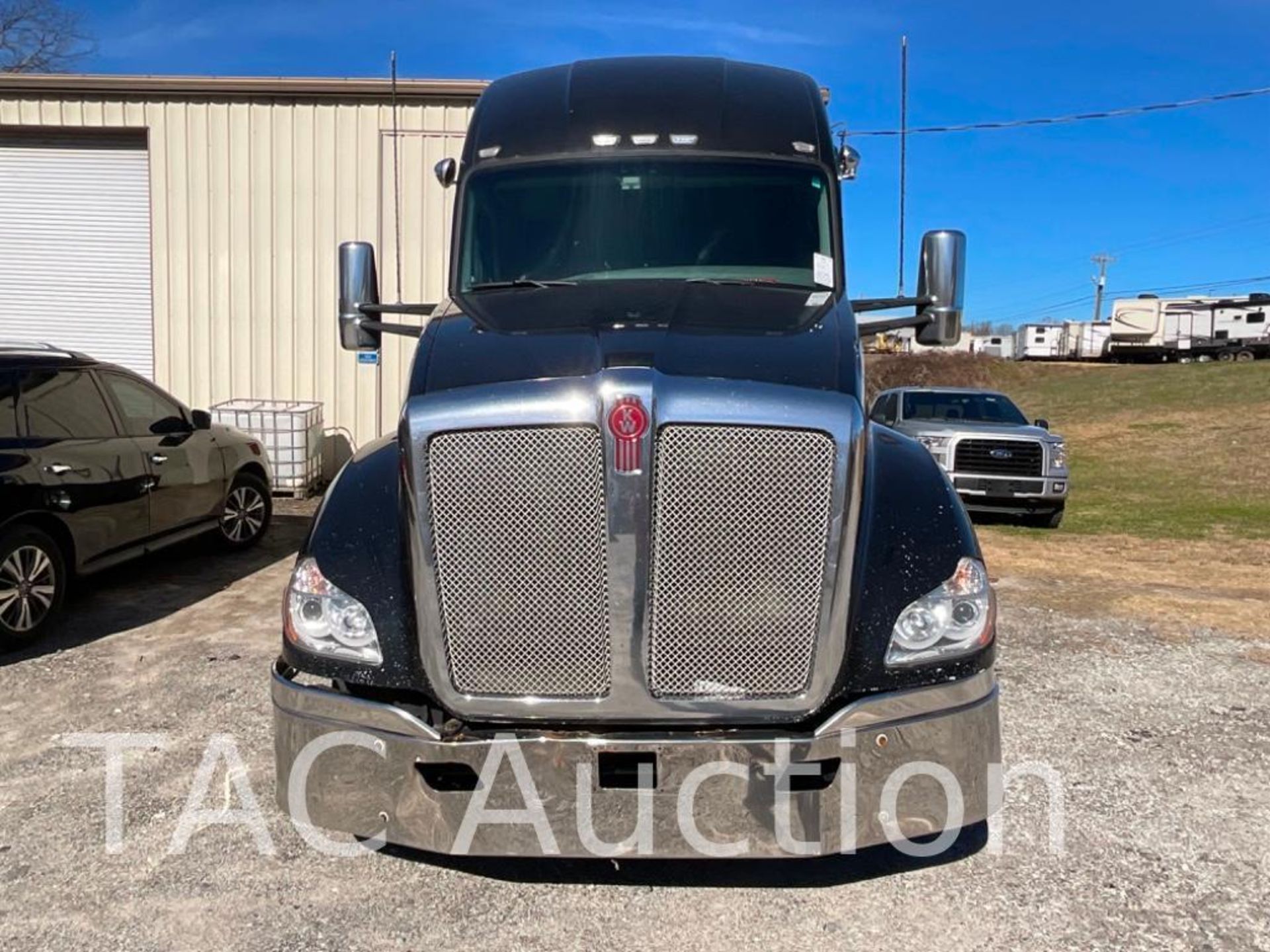 2016 Kenworth T680 Sleeper Truck - Image 10 of 81