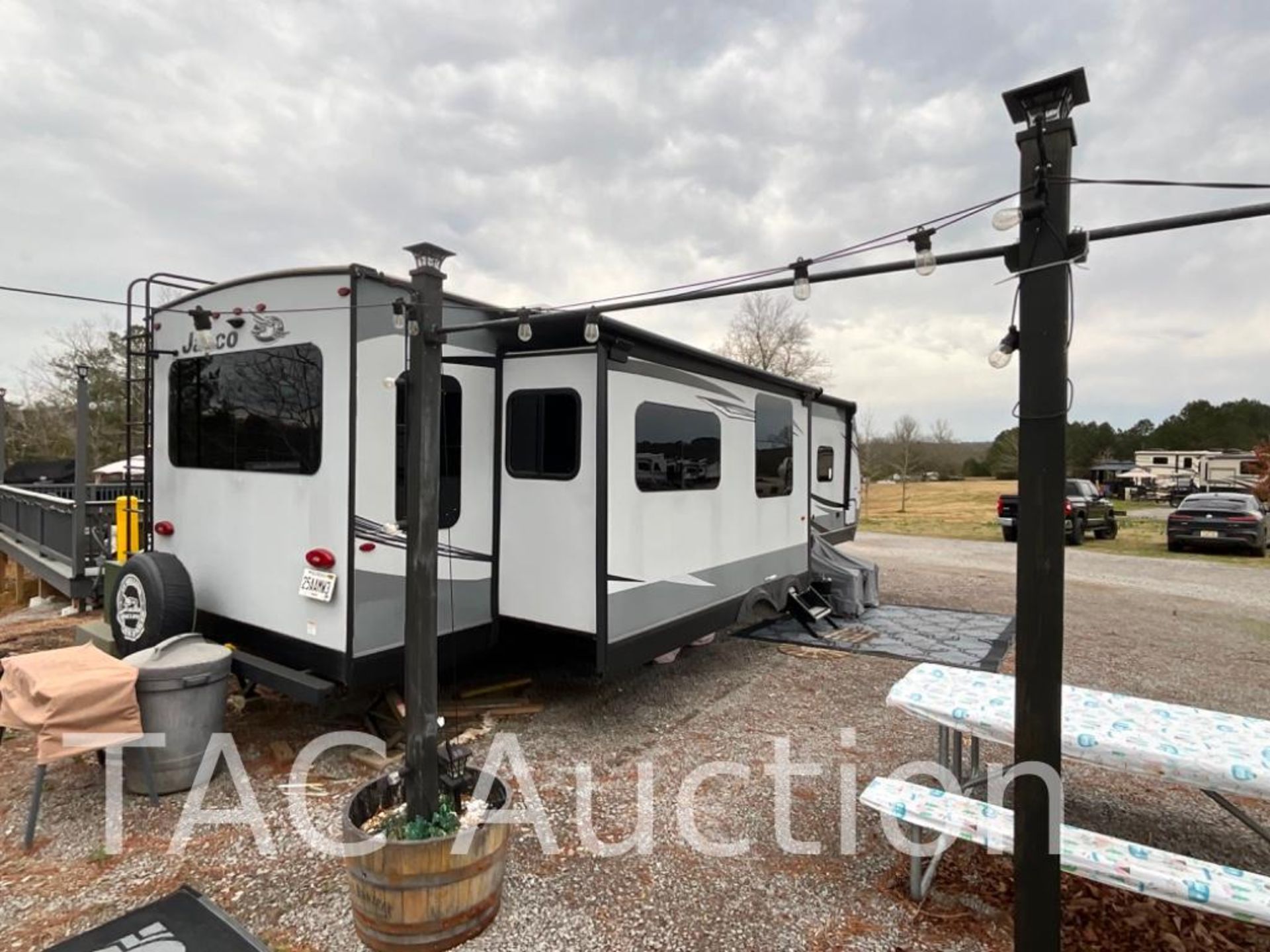 2020 Jayco Jay Flight 34RSBS Travel Trailer - Image 4 of 98