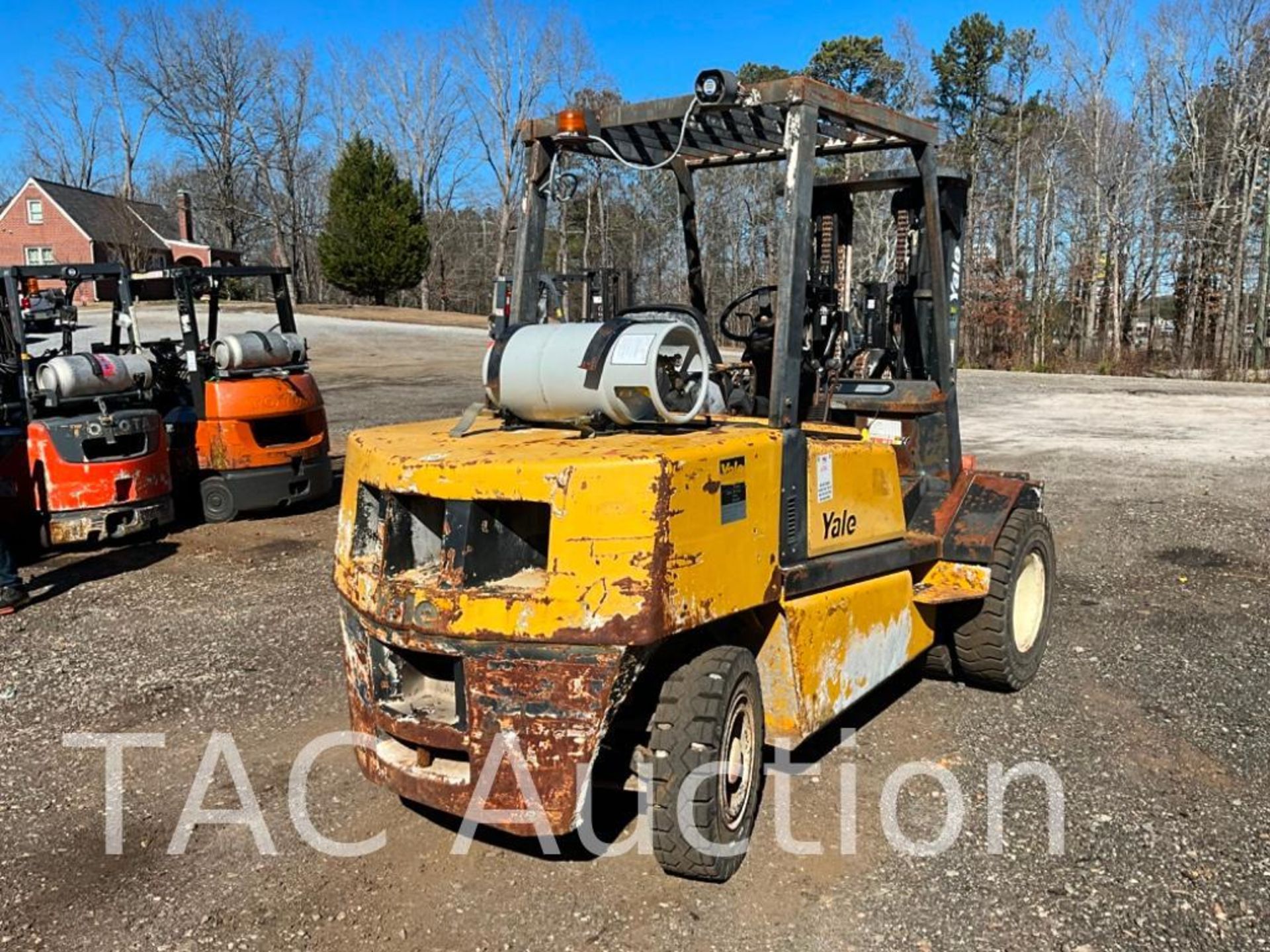 Yale GLP100 10,000lb Forklift - Image 5 of 28