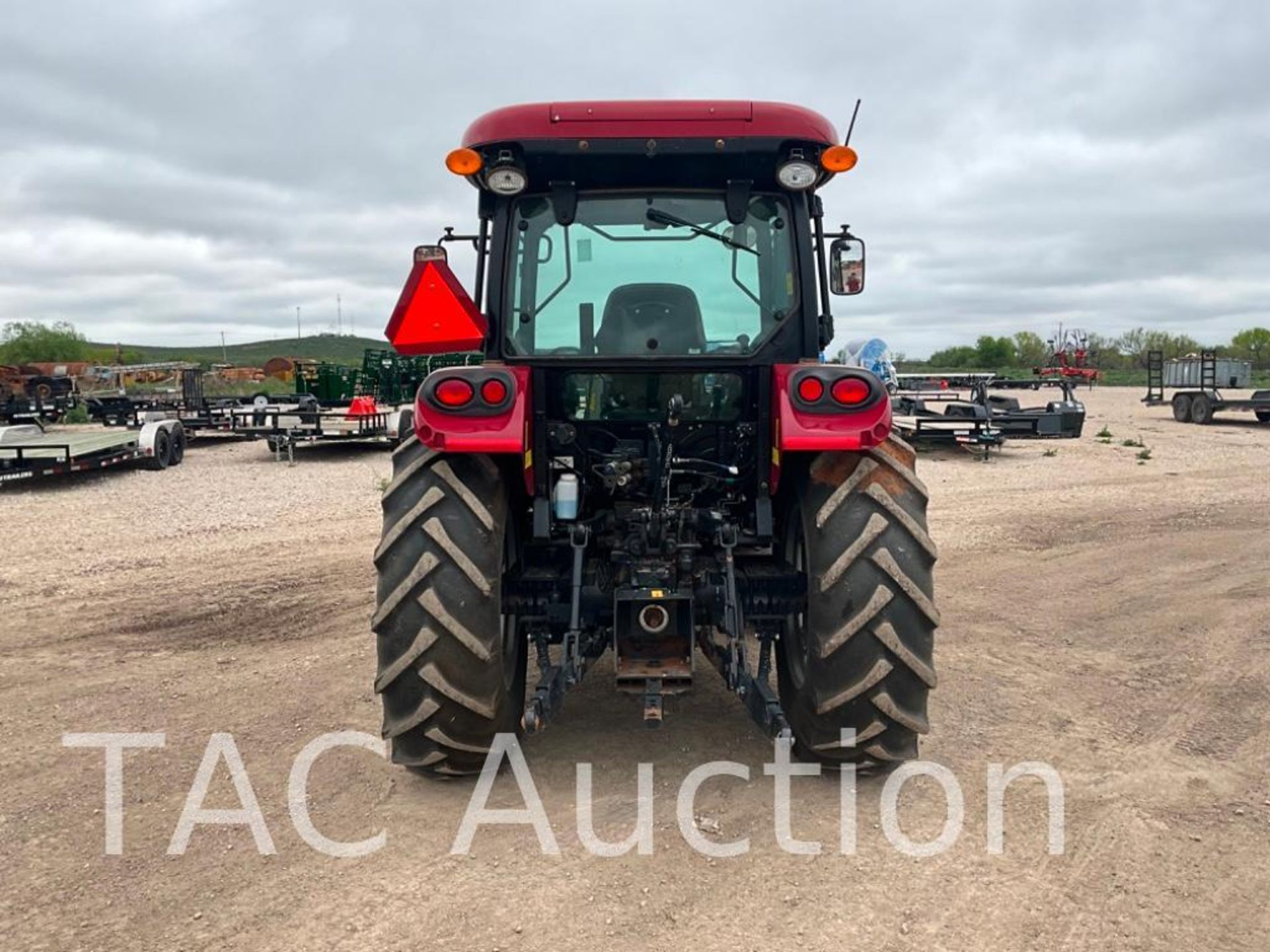 2021 CASE 105A 4x4 Enclosed Cab Tractor W/ Front End Loader - Image 11 of 37