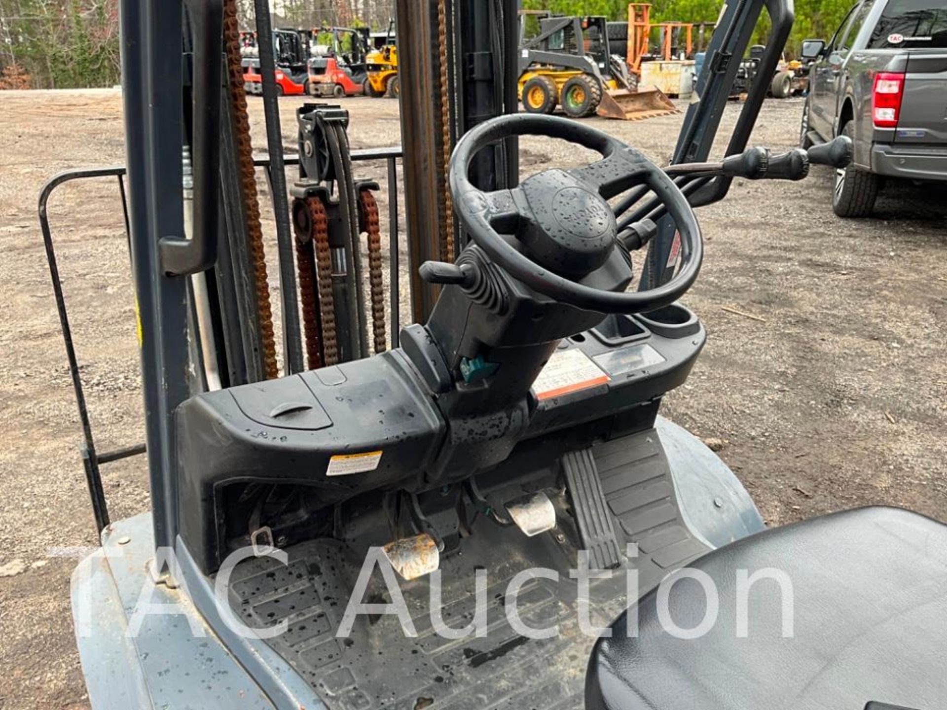 2017 Toyota 8FGU25 5,000lb Forklift - Image 11 of 28