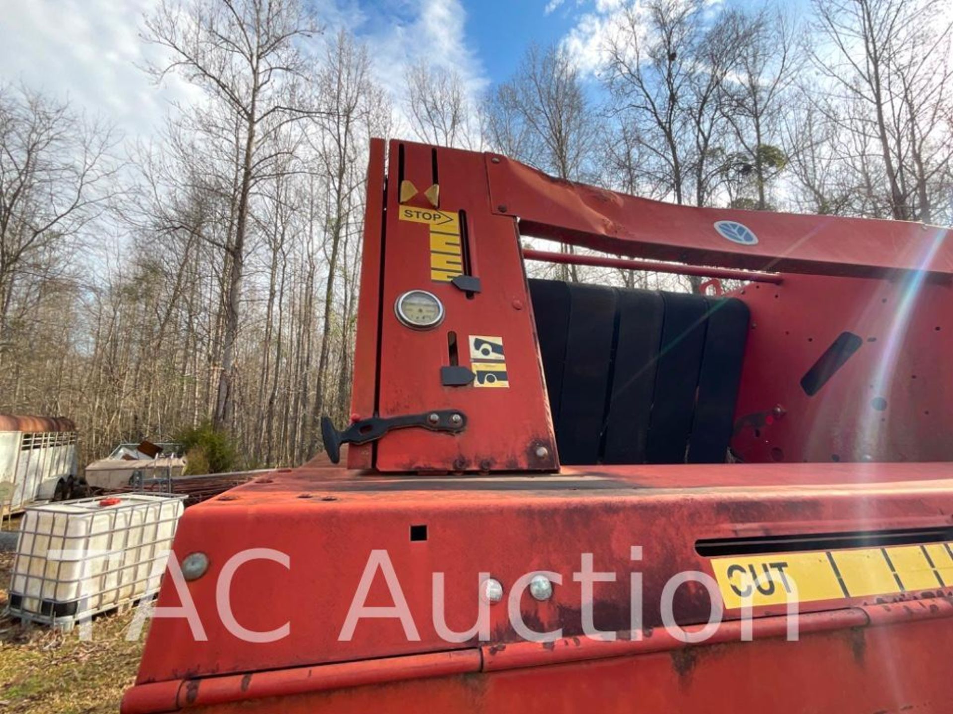 New Holland 648 String Hay Baler - Image 7 of 11