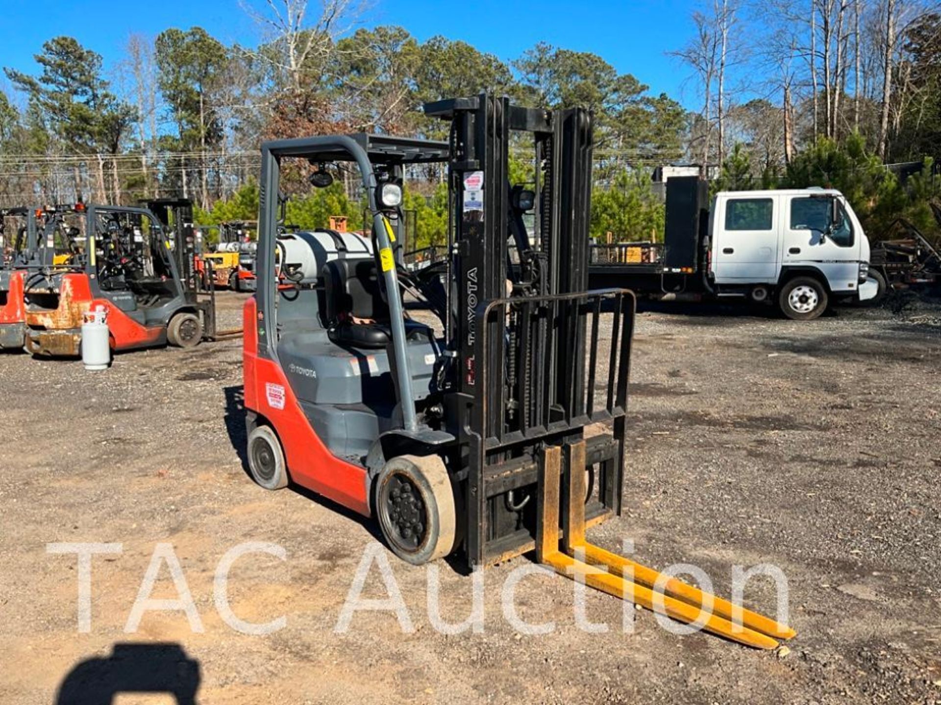 2011 Toyota 8FGCU25 5000lb Forklift - Image 7 of 32