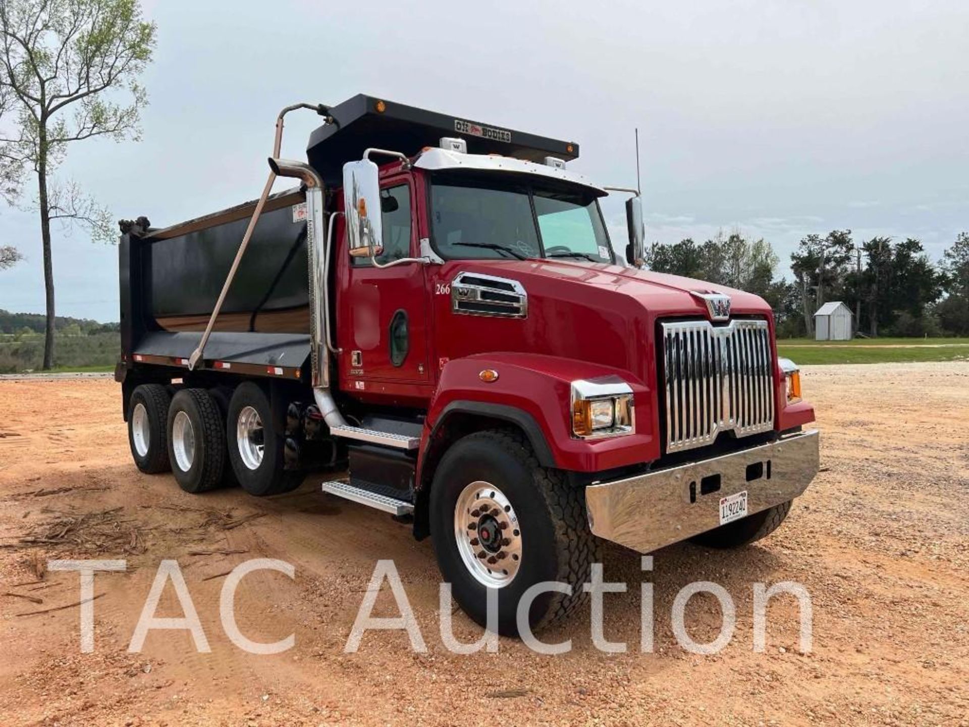 2022 Western Star 4700 SF Tri-Axle Dump Truck - Image 6 of 75