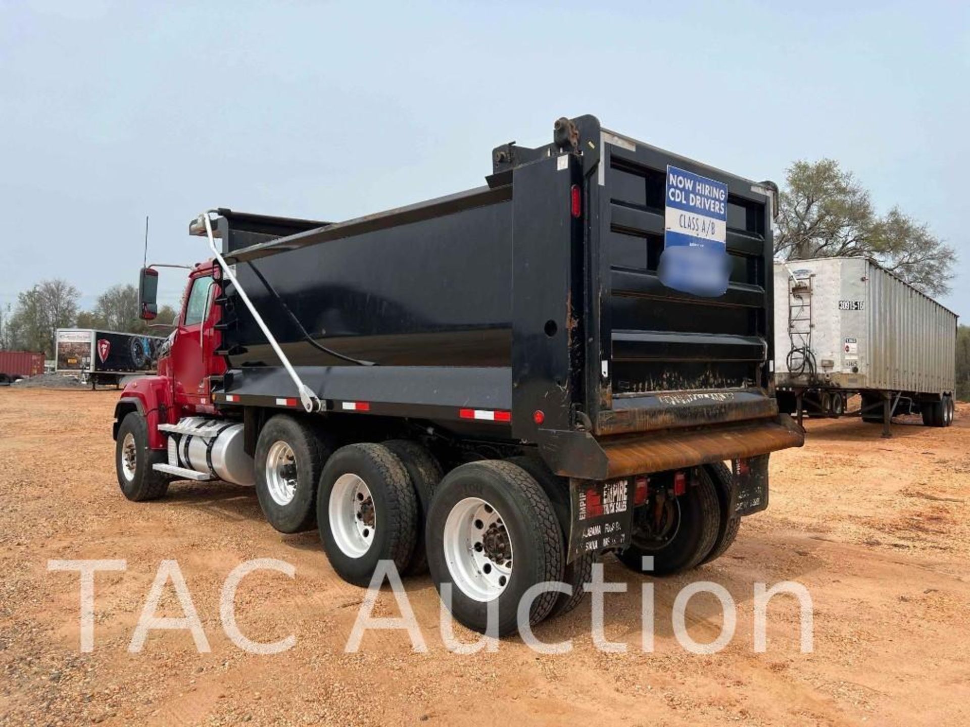 2022 Western Star 4700 SF Tri-Axle Dump Truck - Image 3 of 75