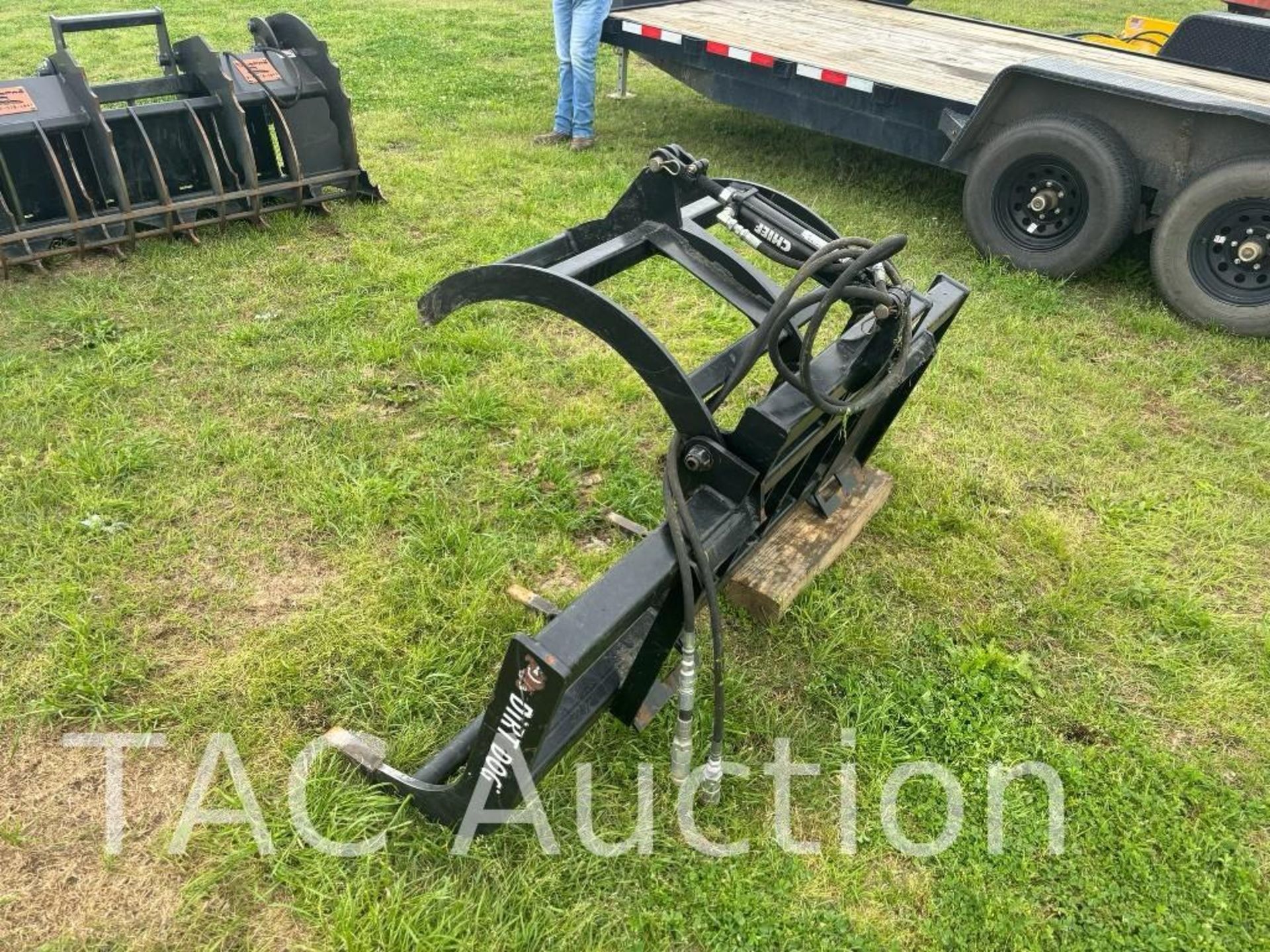 Dirt Dog AGGR72 72in Skid Steer Grapple Attachment - Image 5 of 8