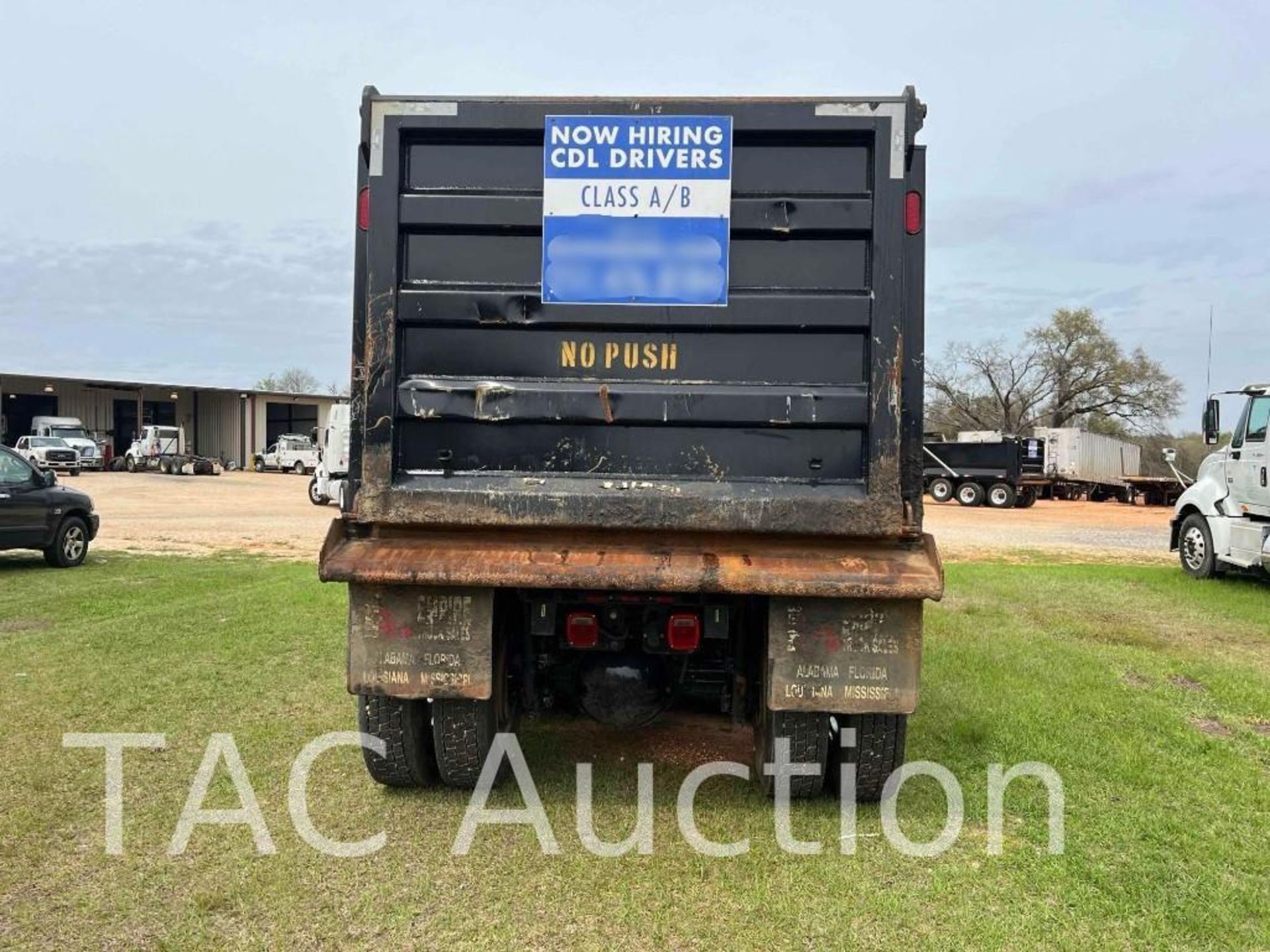 2022 Western Star 4700 SF Tri-Axle Dump Truck - Image 4 of 76