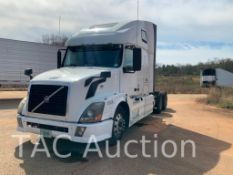 2012 Volvo VN Sleeper Truck