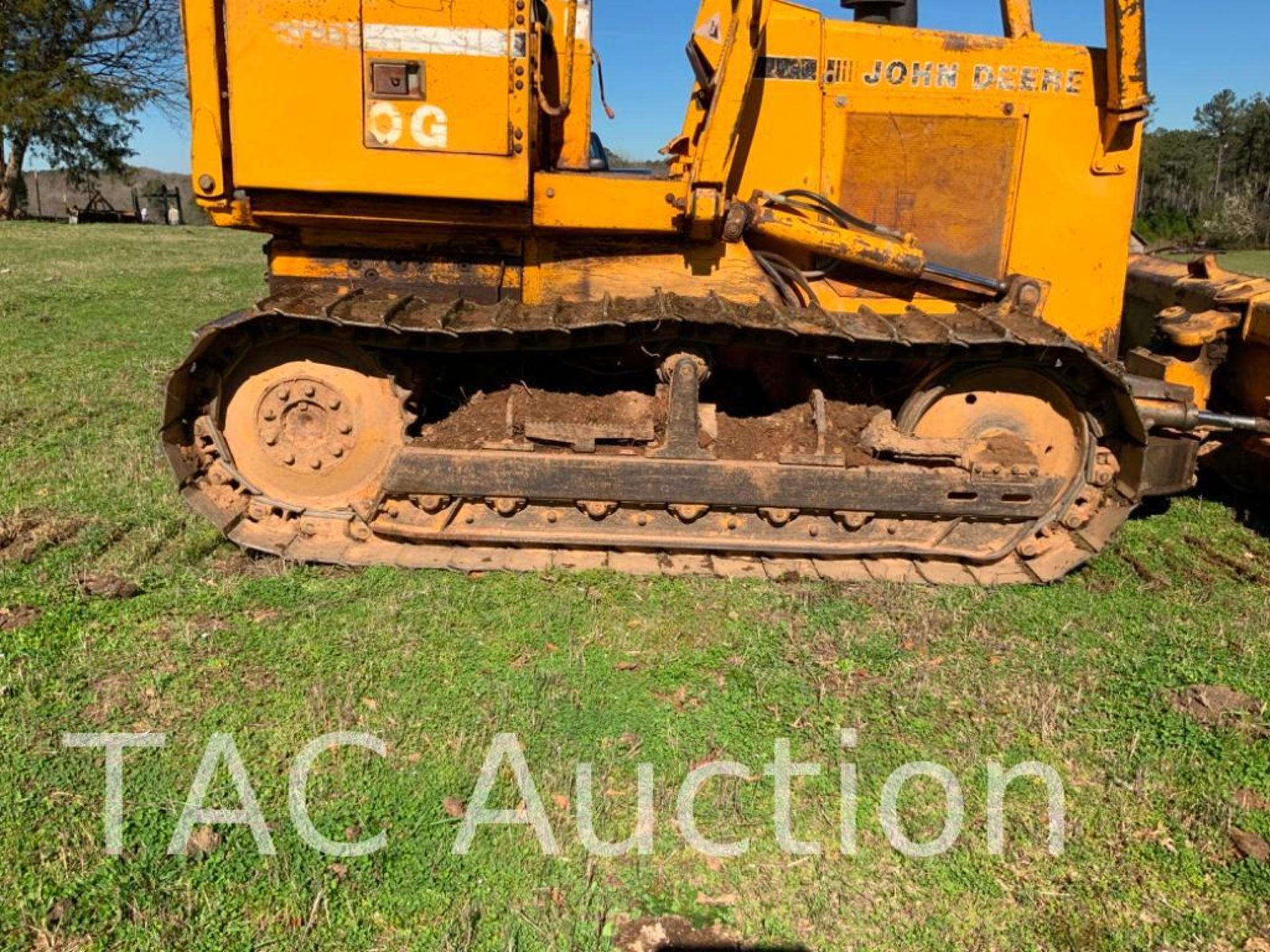 John Deere 550G Crawler Dozer - Image 25 of 36