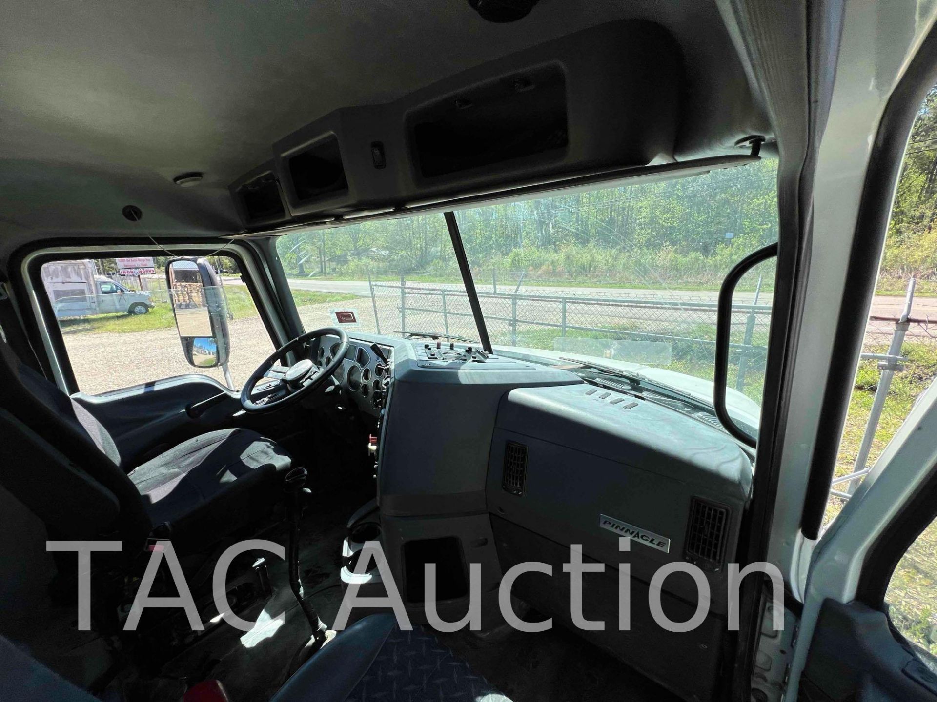 2011 Mack CXU613 Day Cab - Image 35 of 64