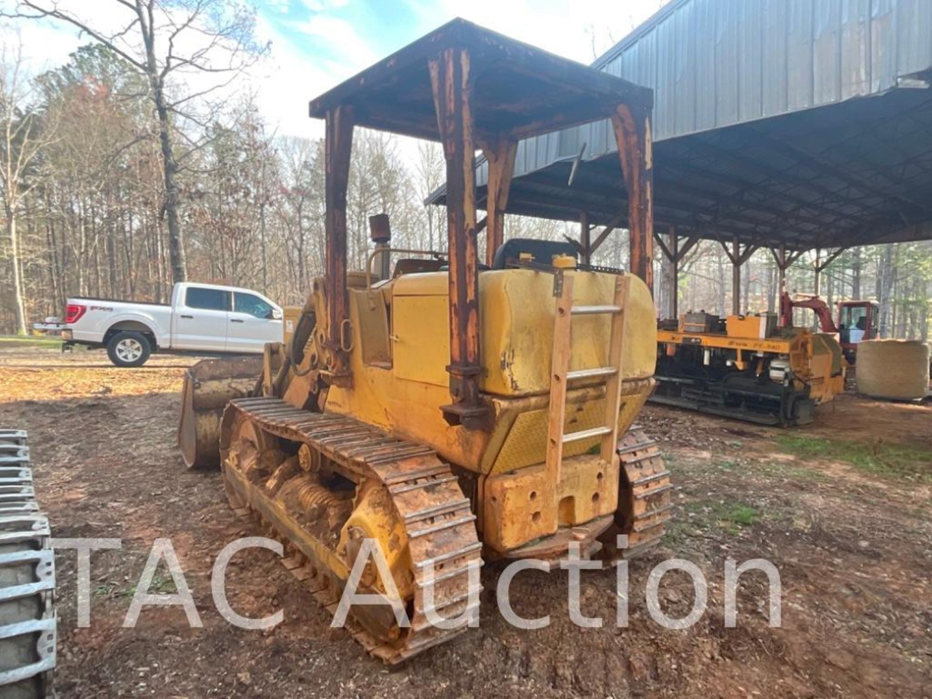 Cat 951B Crawler Loader - Image 3 of 31