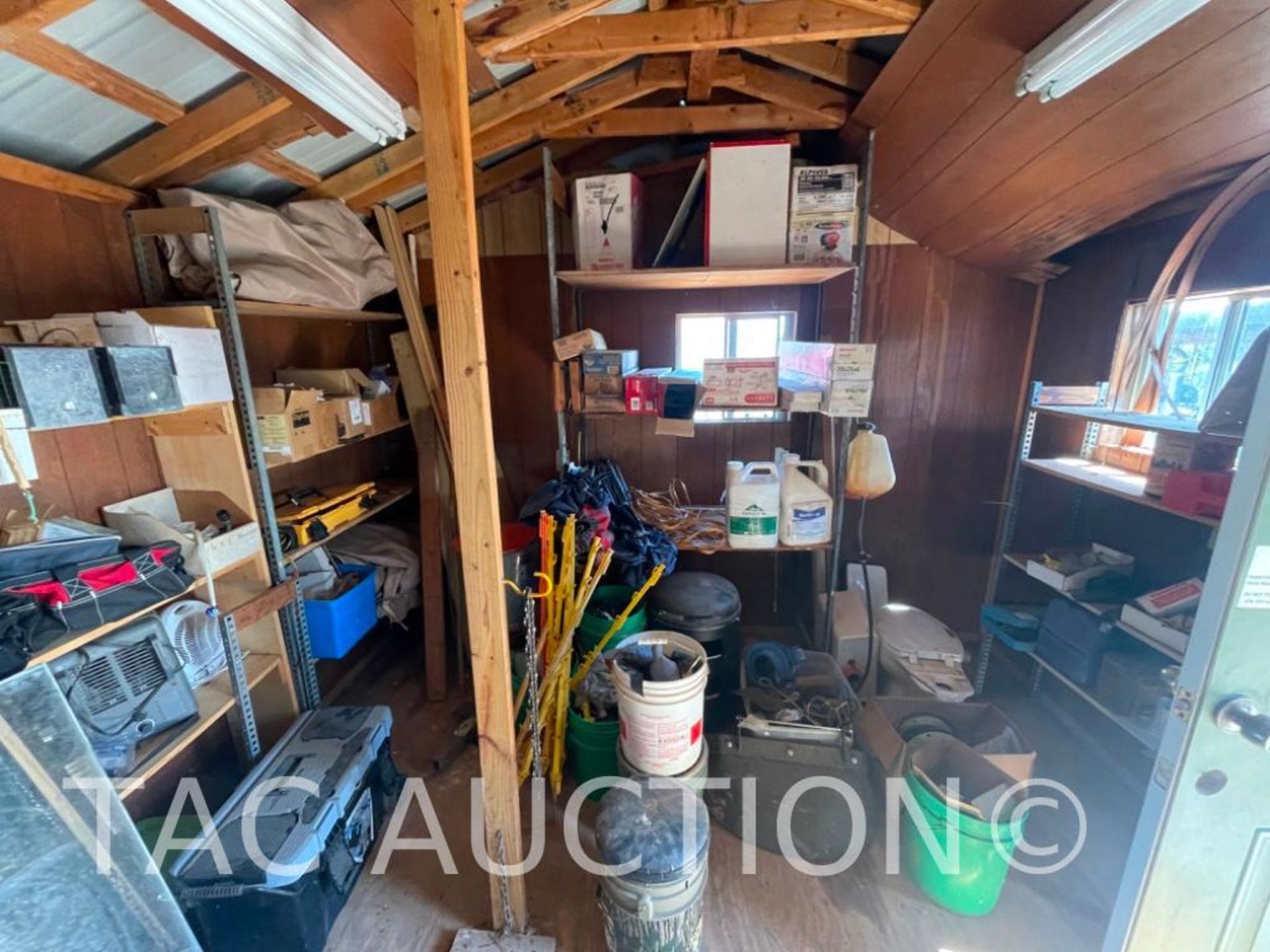 Storage Shed And Contents - Image 11 of 16