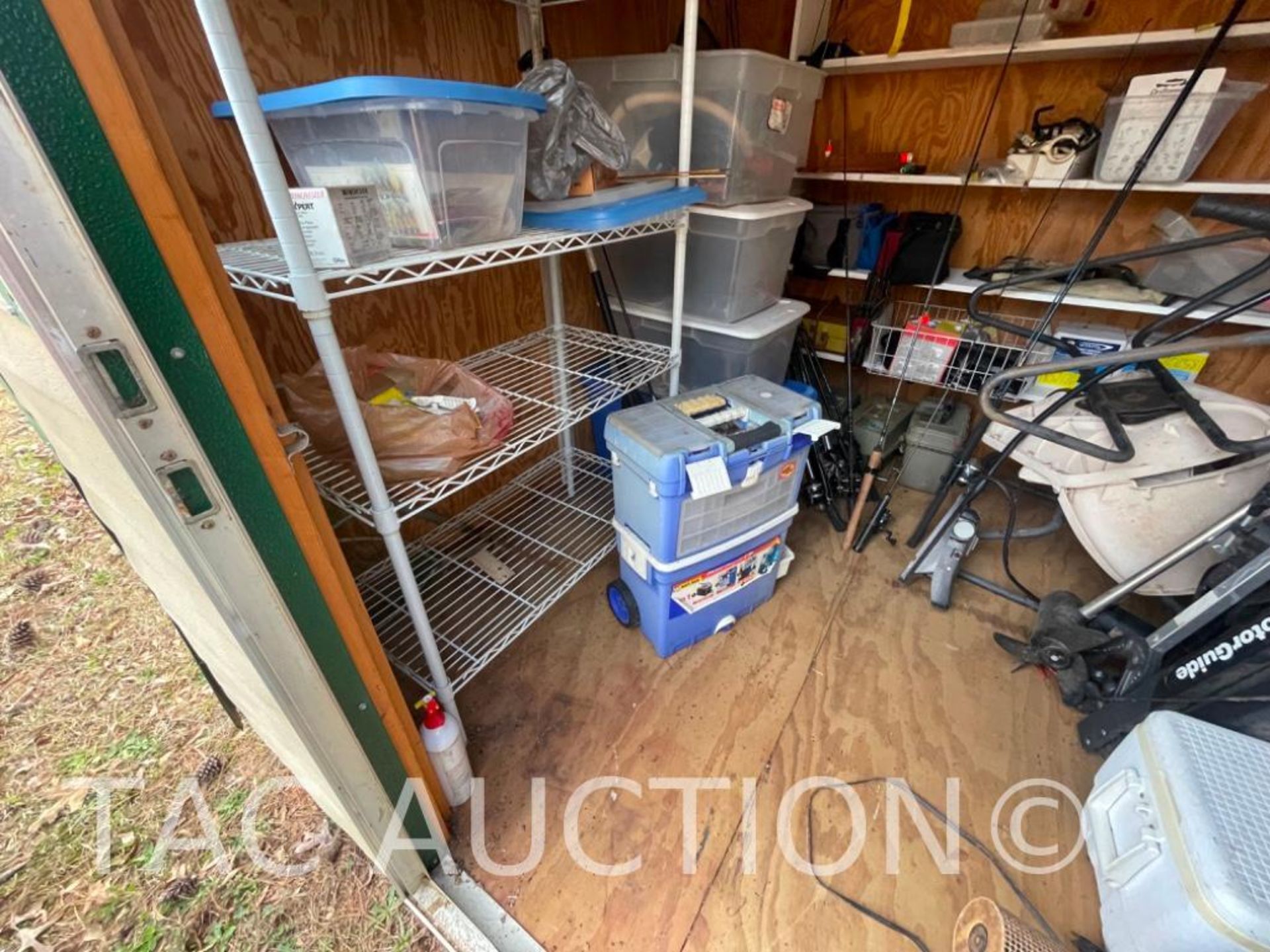 Storage Shed And Contents - Image 5 of 13