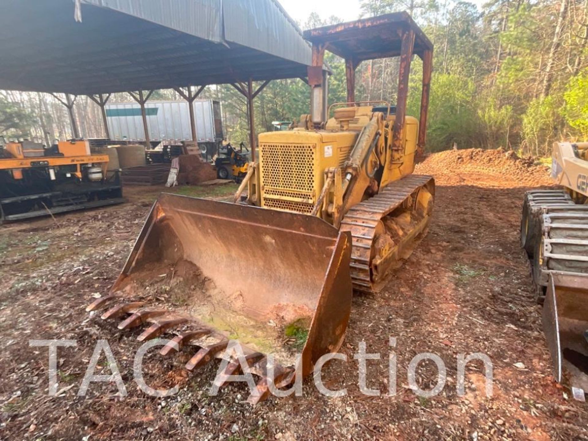 Cat 951B Crawler Loader