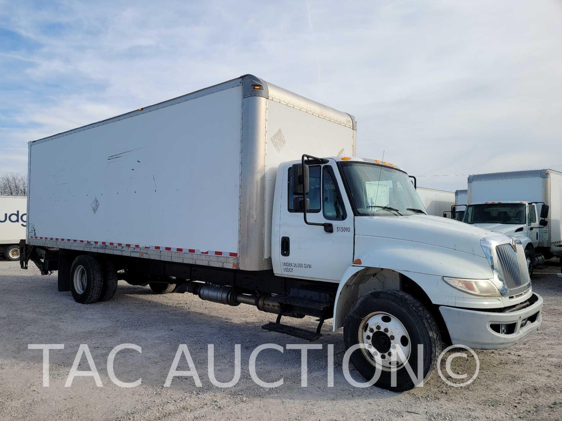 2016 International Durastar 4300 26ft Box Truck - Image 3 of 59