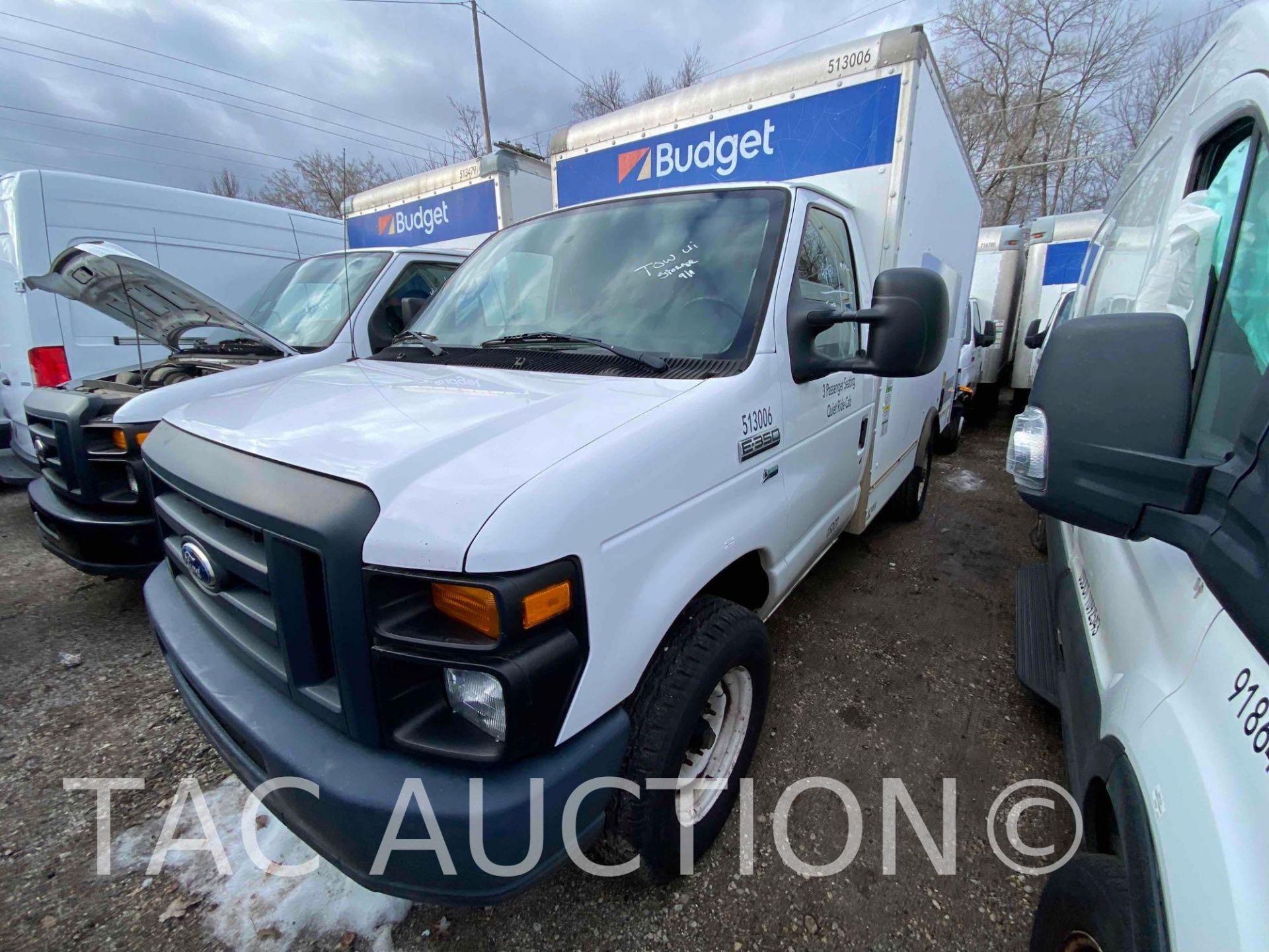 2015 Ford E-350 12ft Box Truck