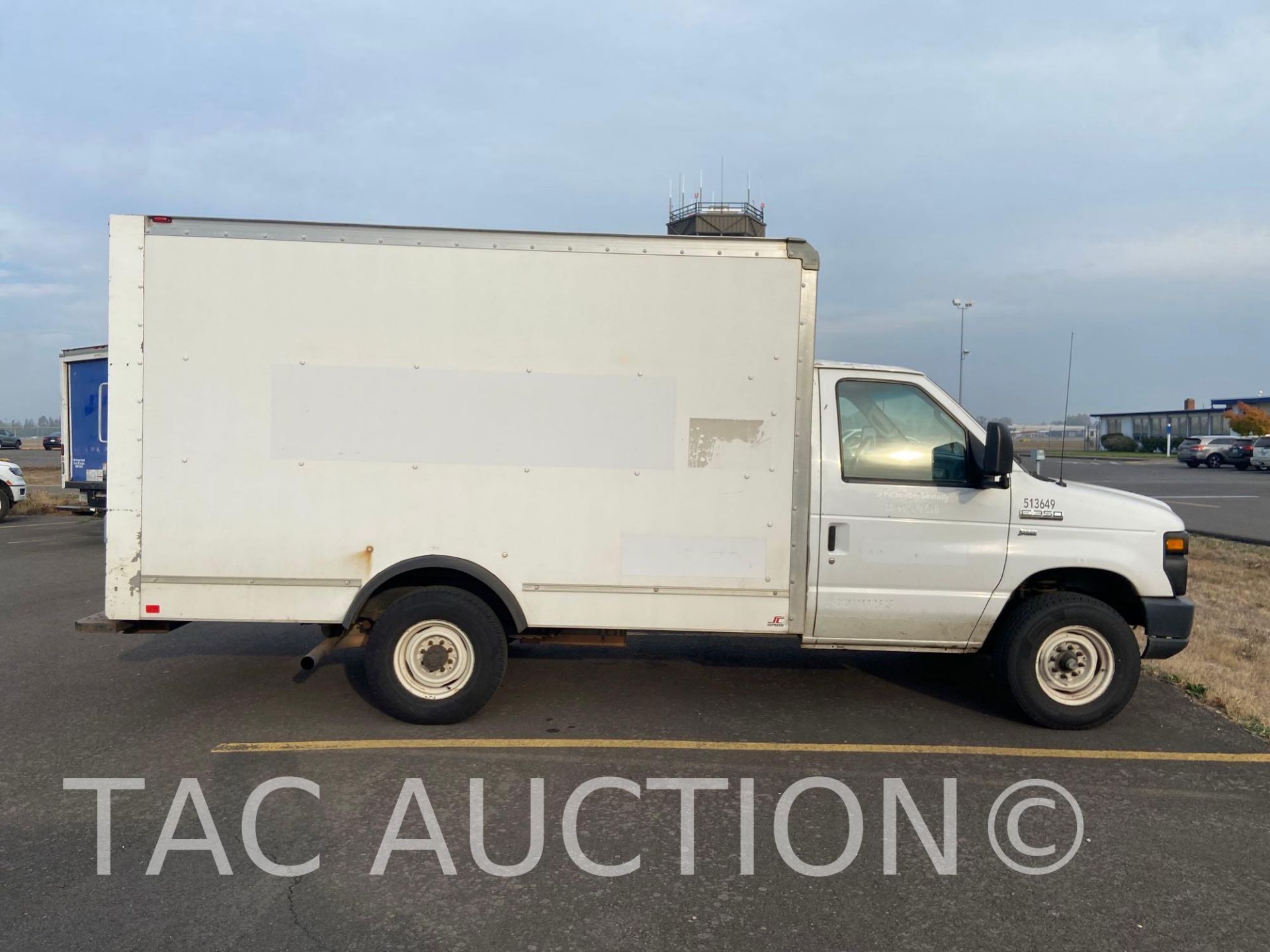 2015 Ford E-350 12ft Box Truck - Bild 11 aus 70