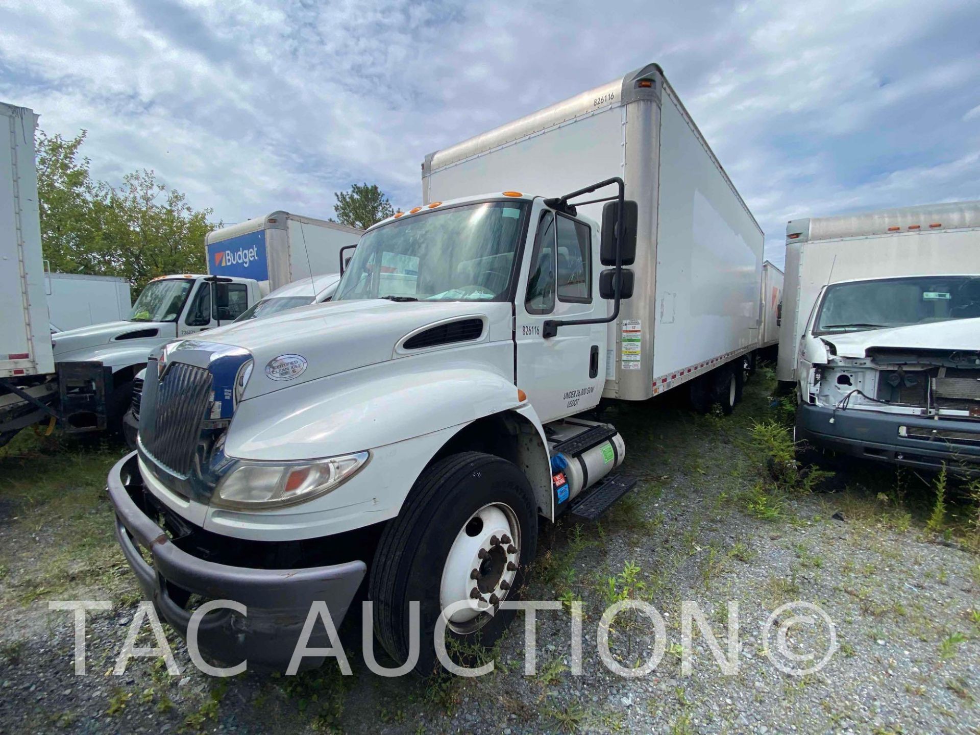 2018 International Durastar 4300 26ft Box Truck