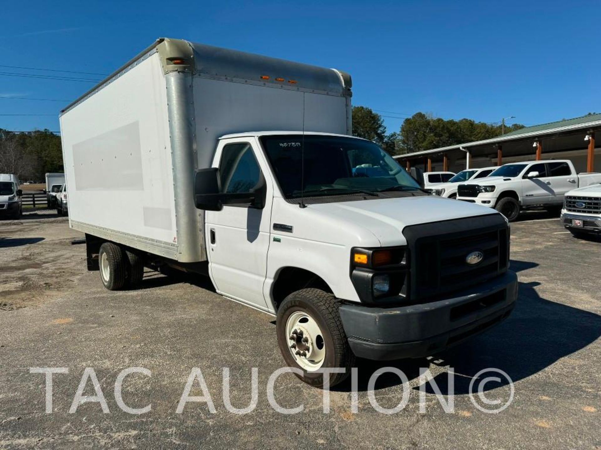2014 Ford E-350 16ft Box Truck - Image 41 of 93