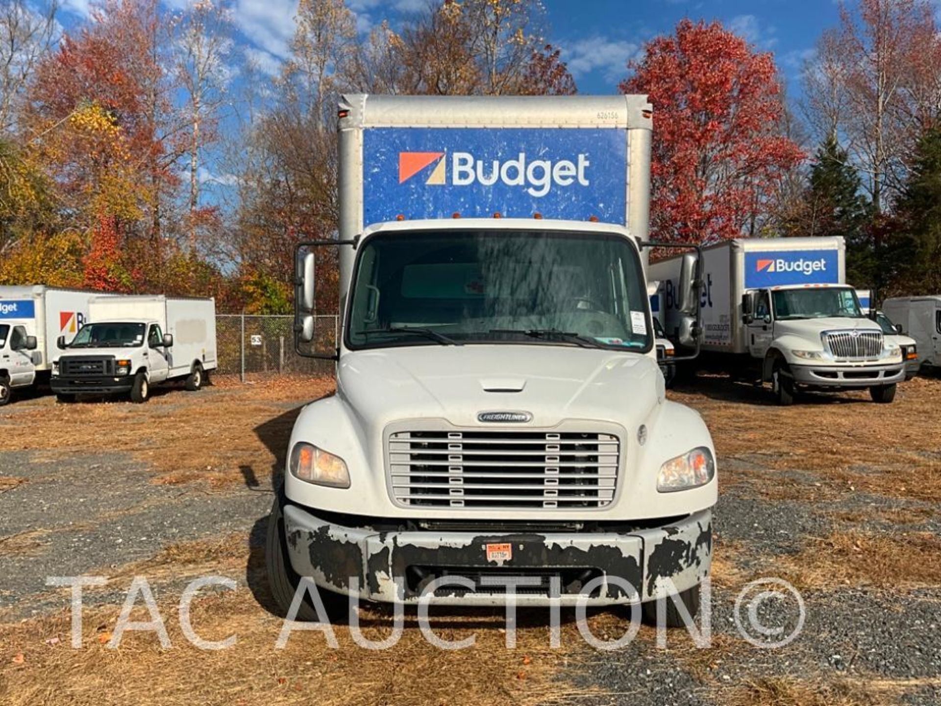 2016 Freightliner M2106 26ft Box Truck - Image 8 of 57