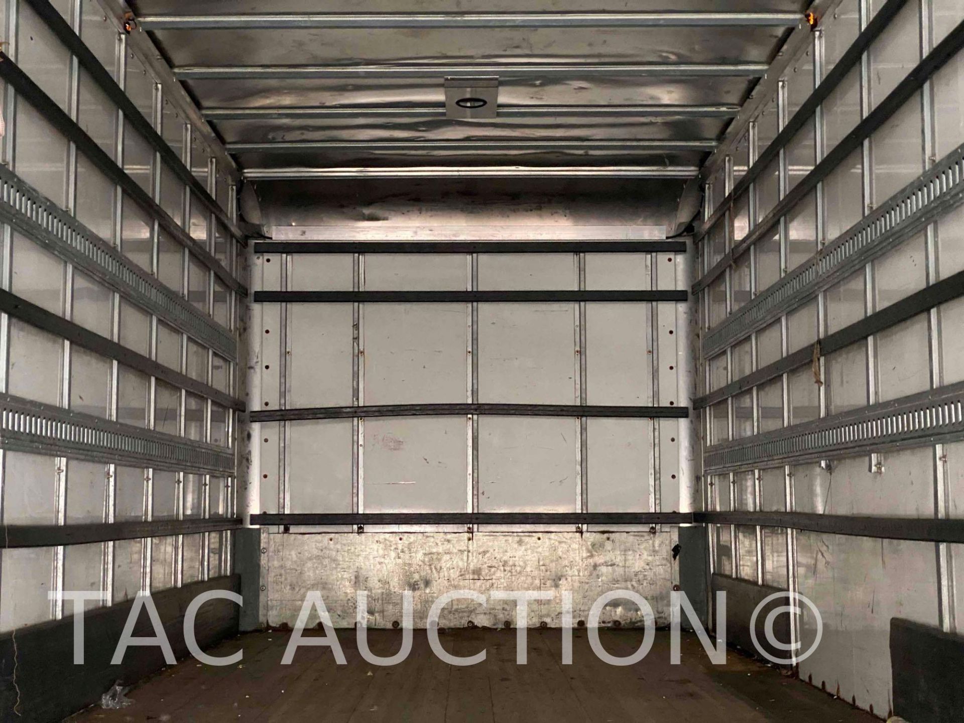 2016 Hino 268 26ft Box Truck - Image 36 of 70