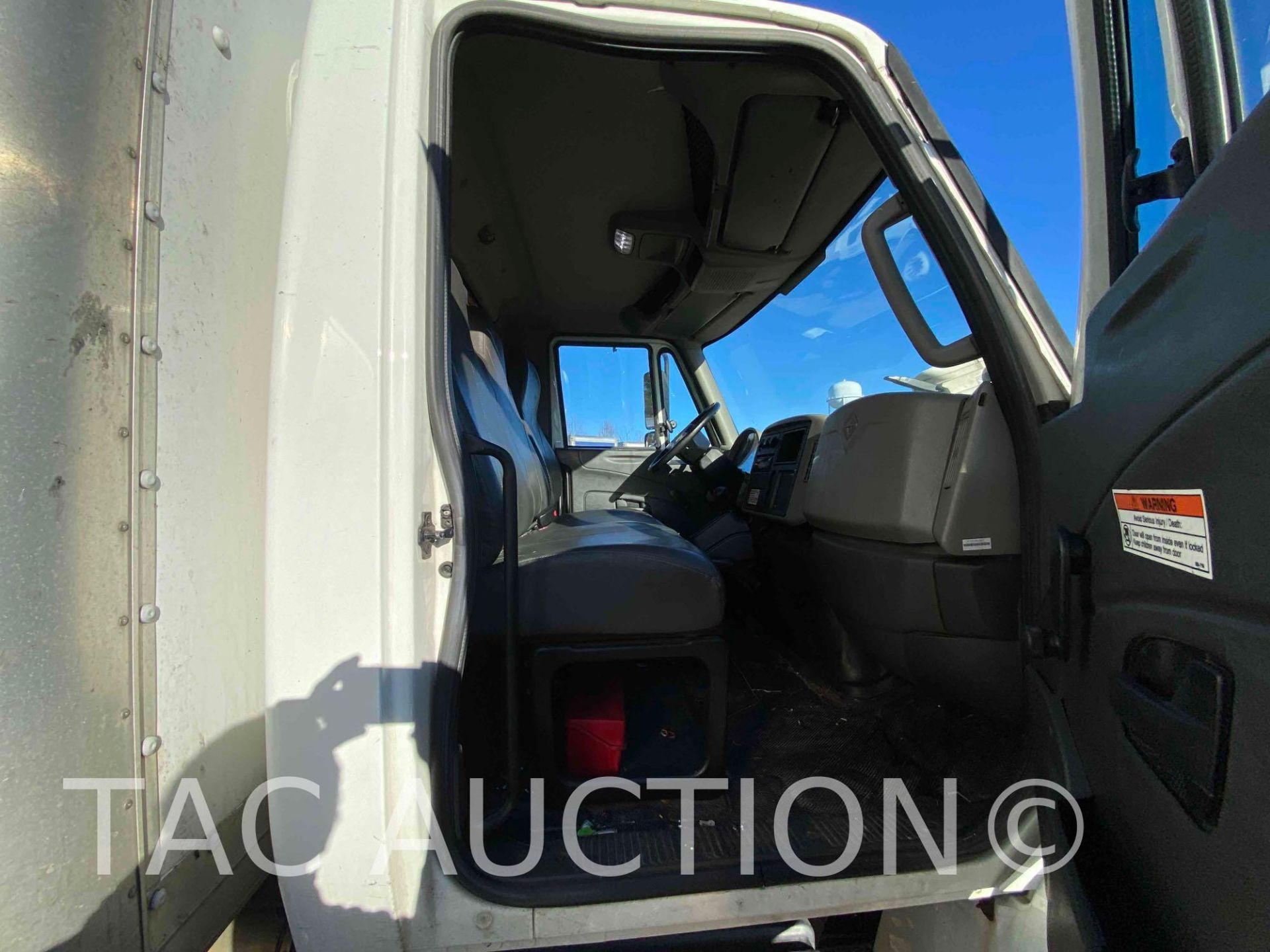 2017 International Durastar 4300 26ft Box Truck - Image 24 of 69