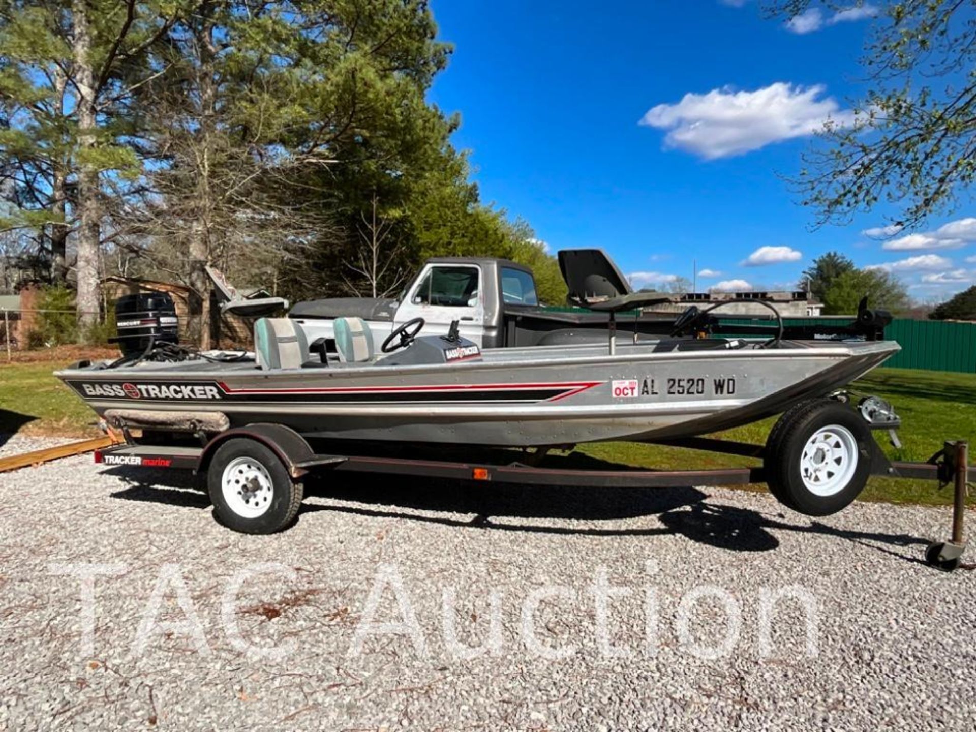 1989 Bass Tracker 17ft Bass Boat W/ Trailer - Image 8 of 52