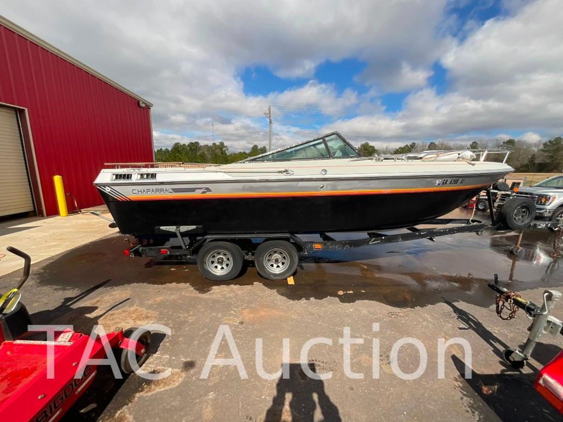 1985 Chaparral 21ft Cuddy Cabin Speed Boat - Image 5 of 26